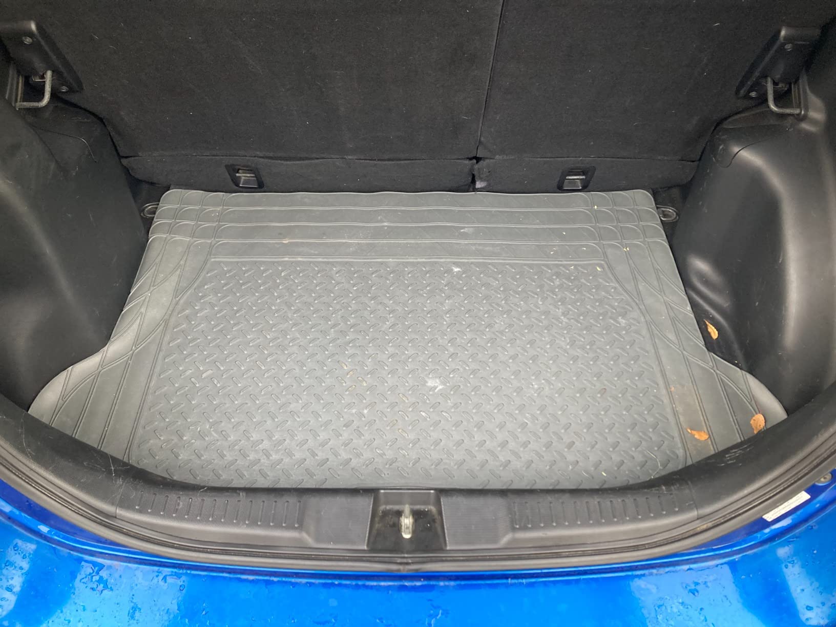 Motor Trend FlexTough SUV Cargo Liner & Car Trunk Mat - Universal Trim-To-Fit All Weather Cargo Mats for Back of SUV - SUV Trunk Mat & Trunk Liner Floor Mat Cargo Cover - Trunk Cover 47.5