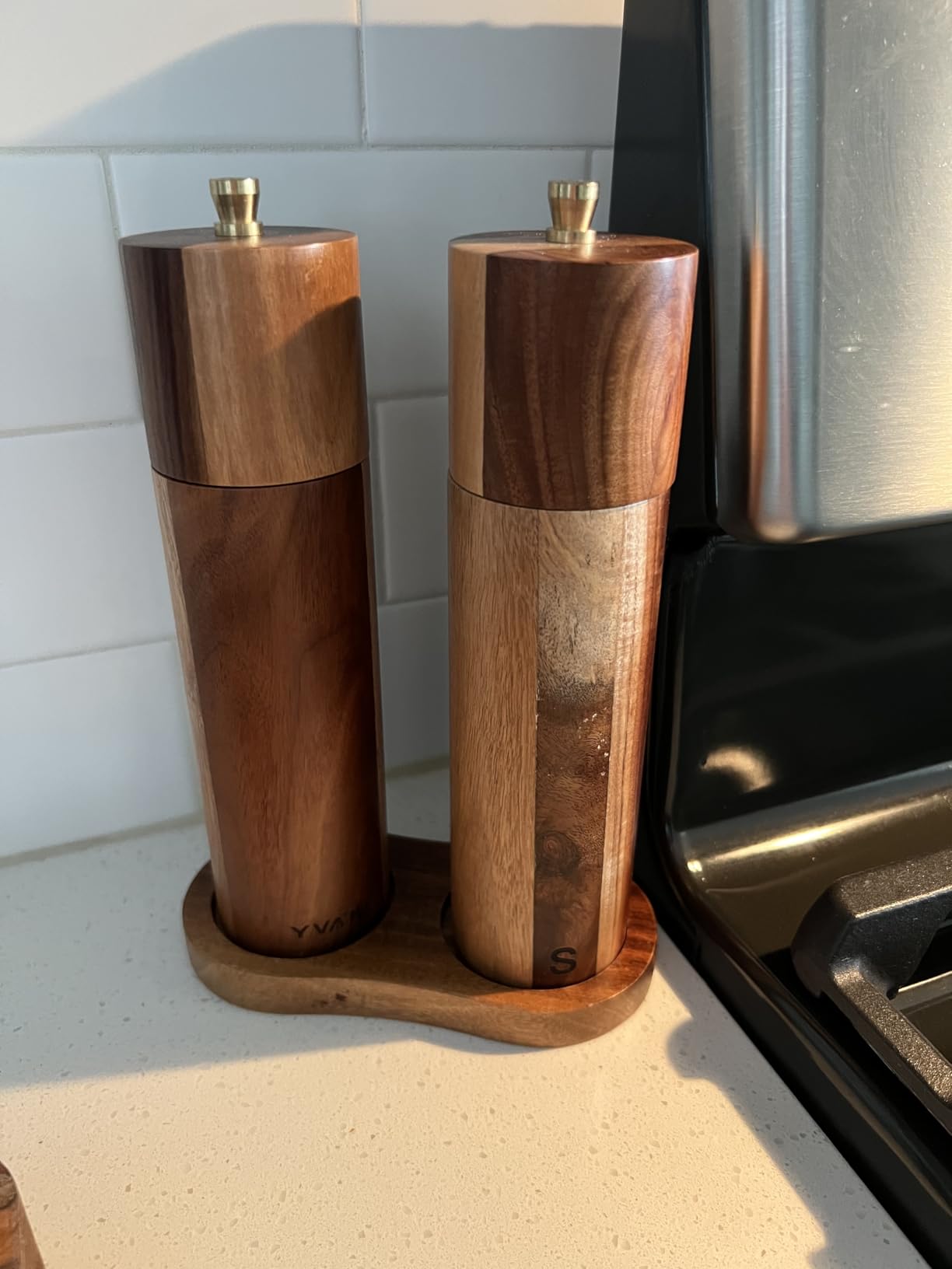 8 Inch Manual Wooden Salt and Pepper Grinder Set, Refillable Mills customer photo 1