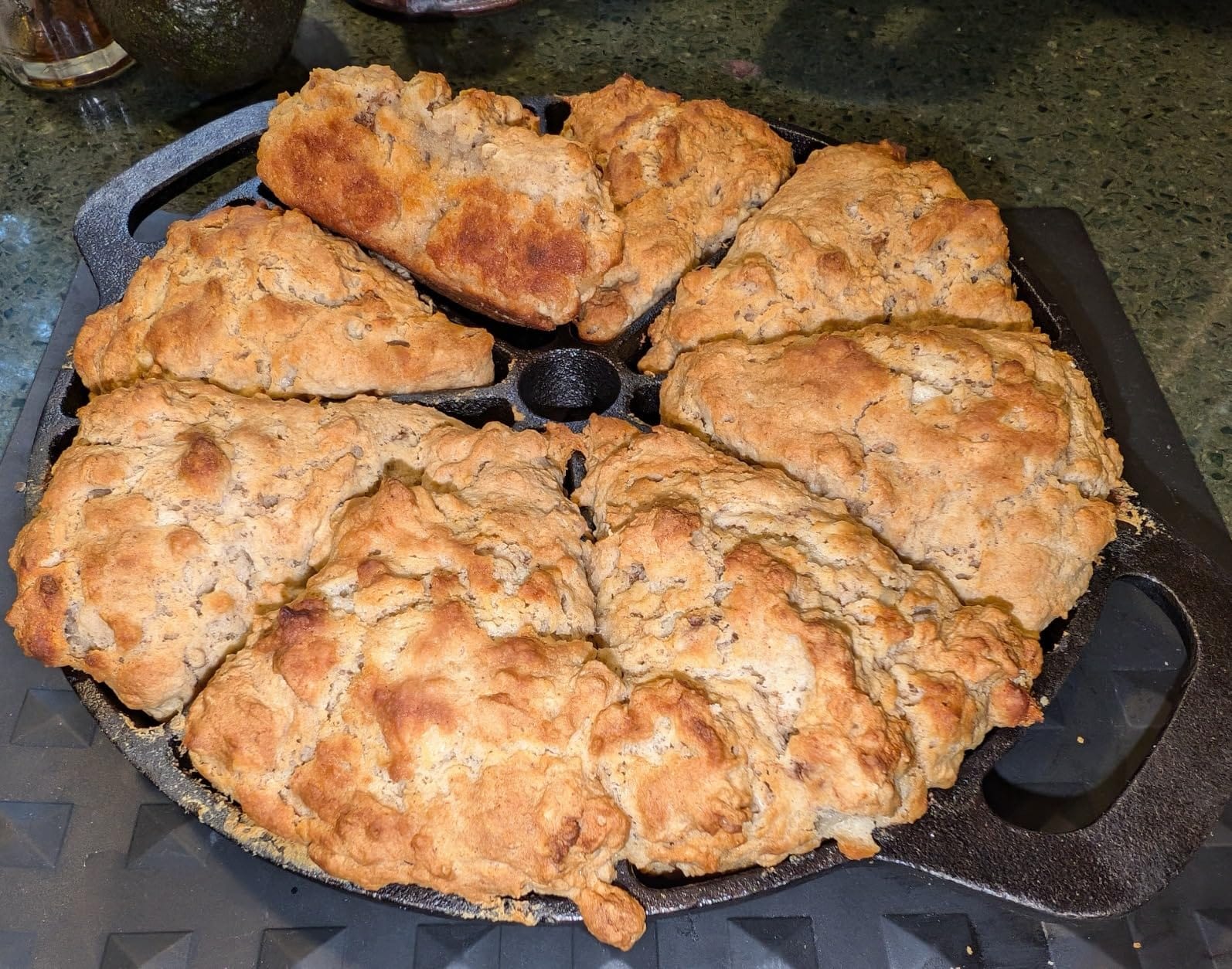 KUHA Cast Iron Scone Baking Pan | Pre-Seasoned Biscuit Skillet | 11