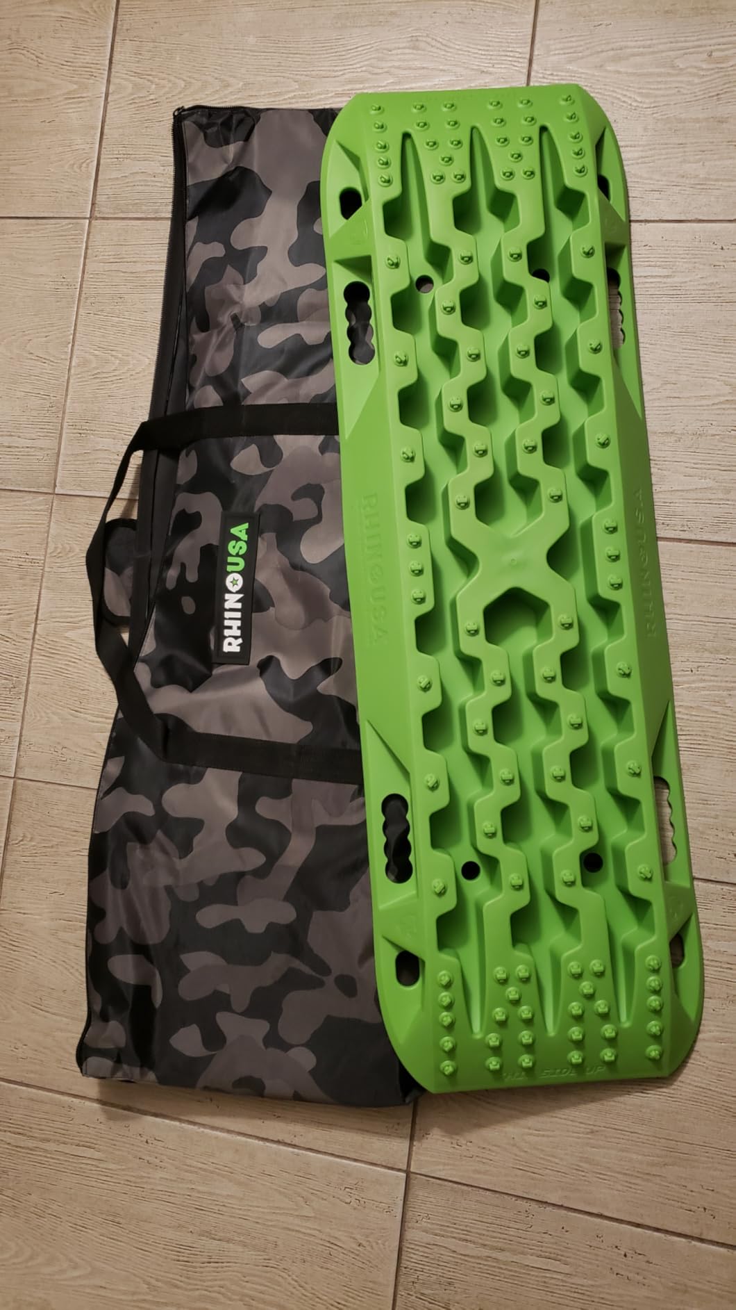Rhino USA Off-Road Traction Boards (2-Pack) - Sand, Mud & Snow (Black) customer photo 2