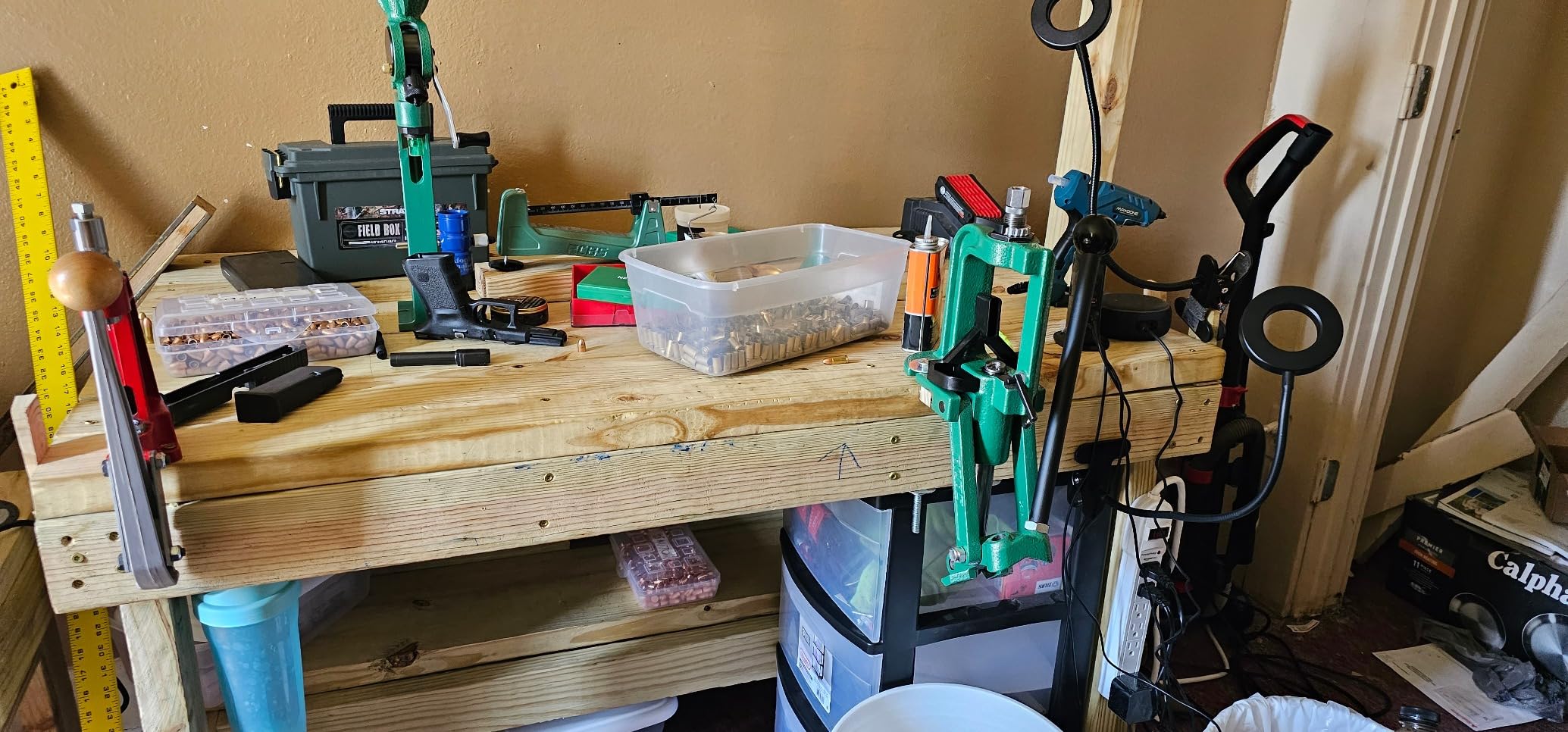 RCBS Rock Chucker Supreme Master Reloading Kit – Single Stage Press – Scale and Powder Measure – Green customer photo 1