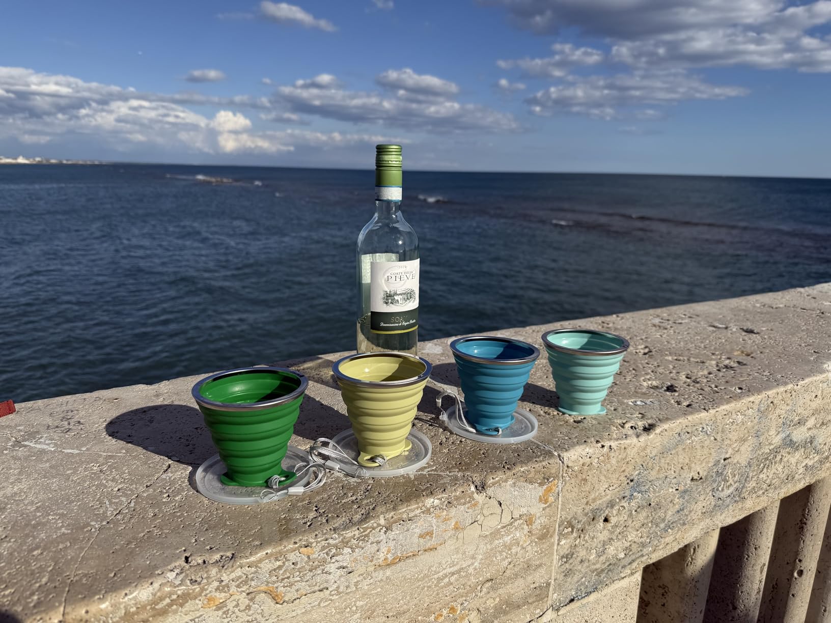 ME.FAN Silicone Collapsible Travel Cup - Silicone Folding Camping Cup with Lids - Expandable Drinking Cup Set - Portable, Graduated [9.22oz] customer photo 2