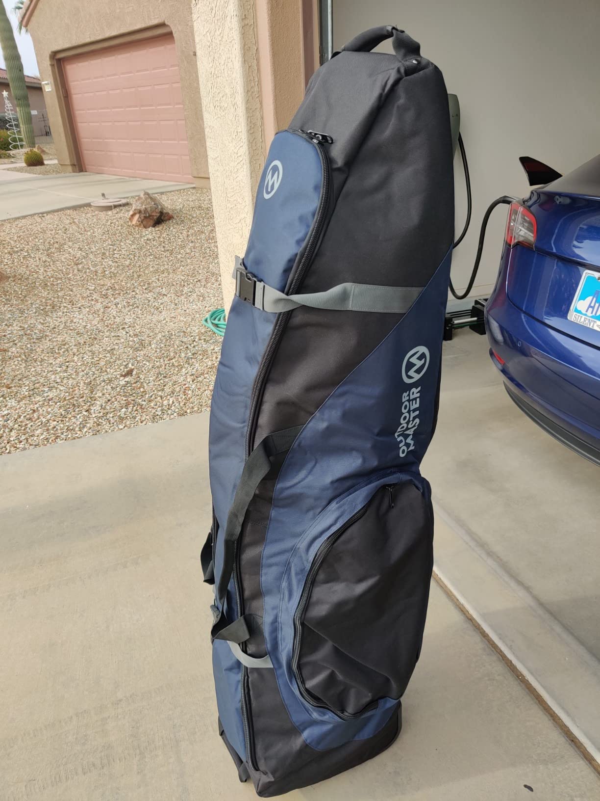 OutdoorMaster Padded Golf Travel Bag with Reinforced Wheels customer photo 1