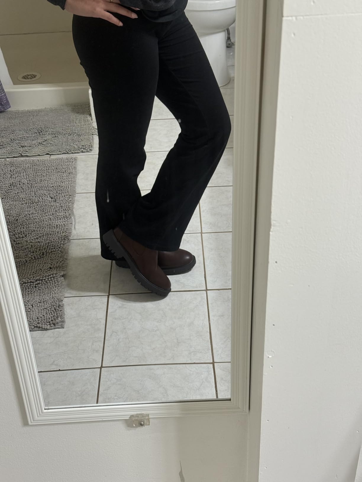 DREAM PAIRS Women's Chelsea Ankle Boots Shoes customer photo 2
