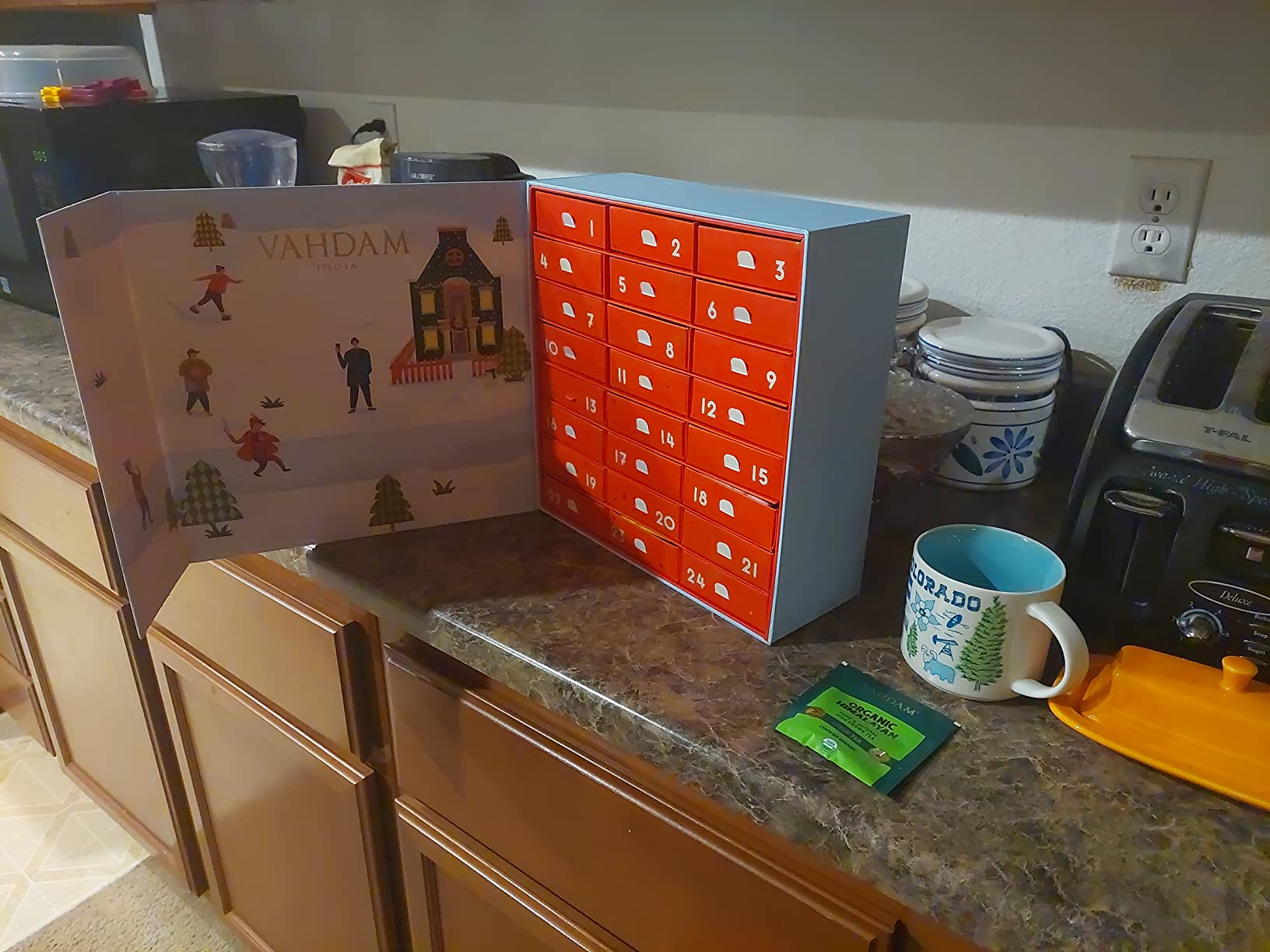VAHDAM, Advent Calendar 2026 Tea Bags (240g/8.47oz) Limited Edition Holiday Gift Box - 24 Flavors, 5 Each | Christmas Advent Calendar 2026 for Adults | Advent Calendar 2026 Adult Women and Men customer photo 2