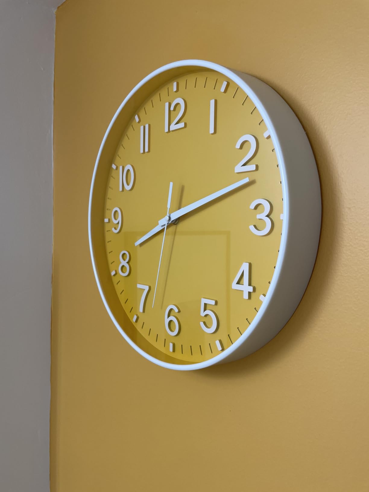 HZDHCLH 12 Inch Silent Wall Clock Battery Operated Non Ticking Olive Green customer photo 1