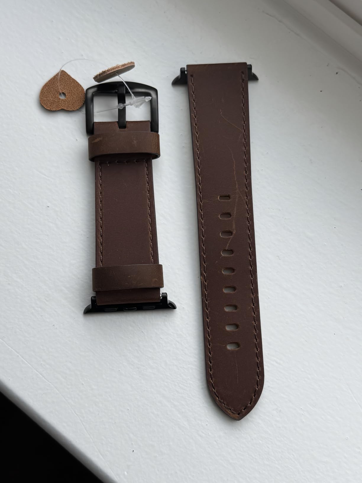EDIMENS Leather Bands Compatible with Apple Watch 46mm 45mm 44mm 42mm(Series 1 2 3) Band Men Women, Vintage Genuine Leather Wristband Replacement Band Compatible for Apple Watch iwatch Series 10 9 8 7 6 5 4 SE customer photo 1