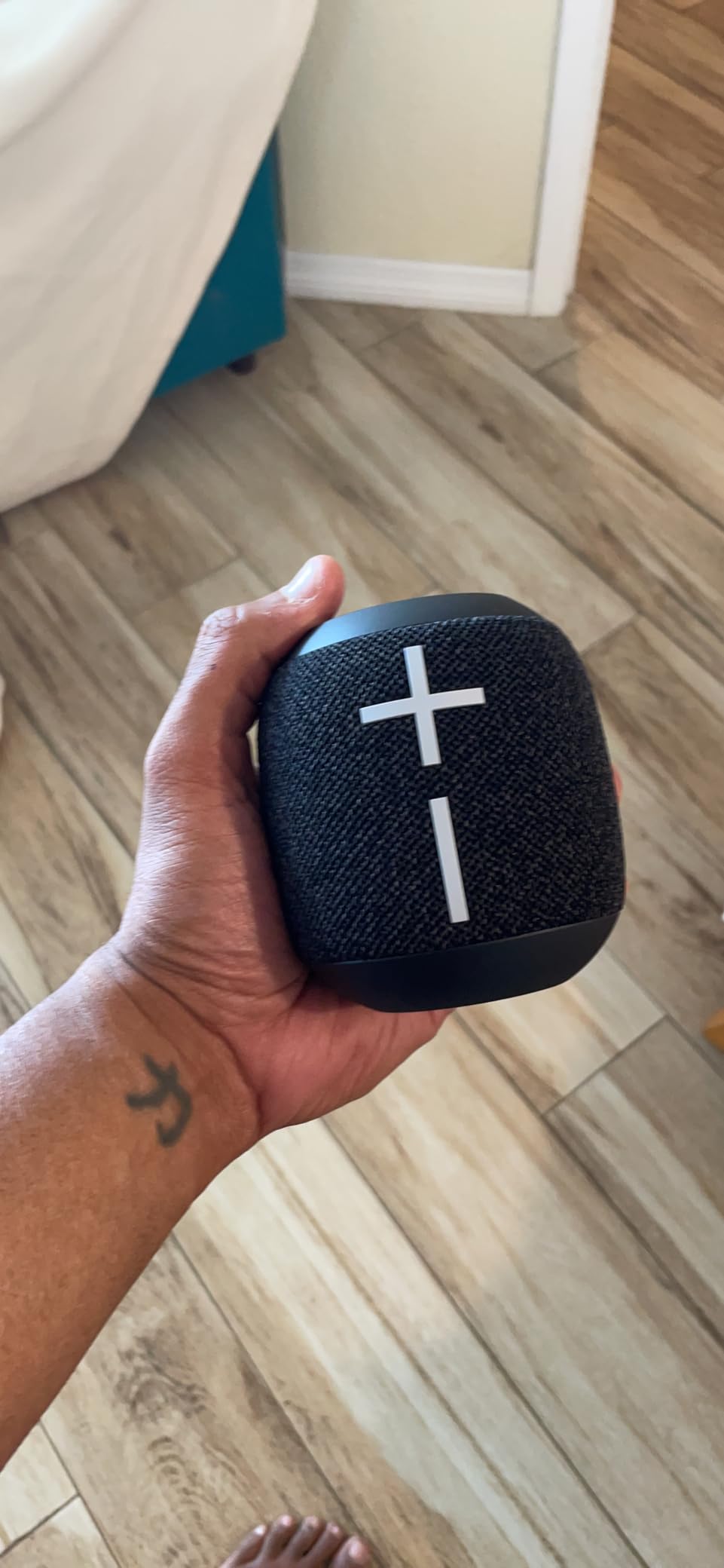 Ultimate Ears WONDERBOOM 3, Small Portable Wireless Bluetooth Speaker, Big Bass 360-Degree Sound for Outdoors, Waterproof, Dustproof IP67, Floatable, 131 ft Range - Joyous Brights Grey customer photo 1