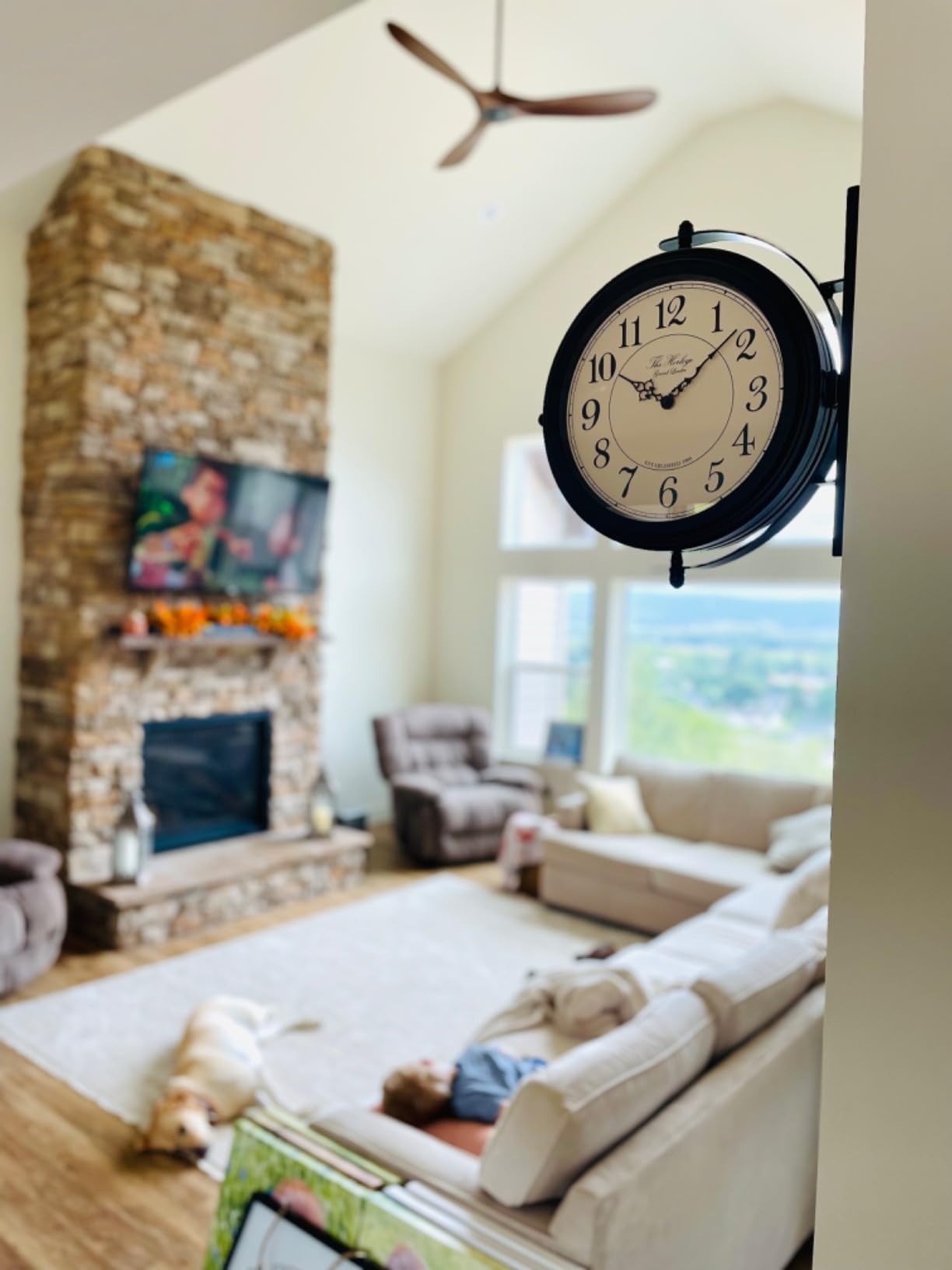 BESTIME 66264B 16-Inch Double Sided Metal Wall Clock with Black Frame.Sturdy Frame,Easy Read,Garden,Home Décor,Indoor,Outdoor,Farmhouse,Yard,Station,Office,Photography Props. customer photo 1