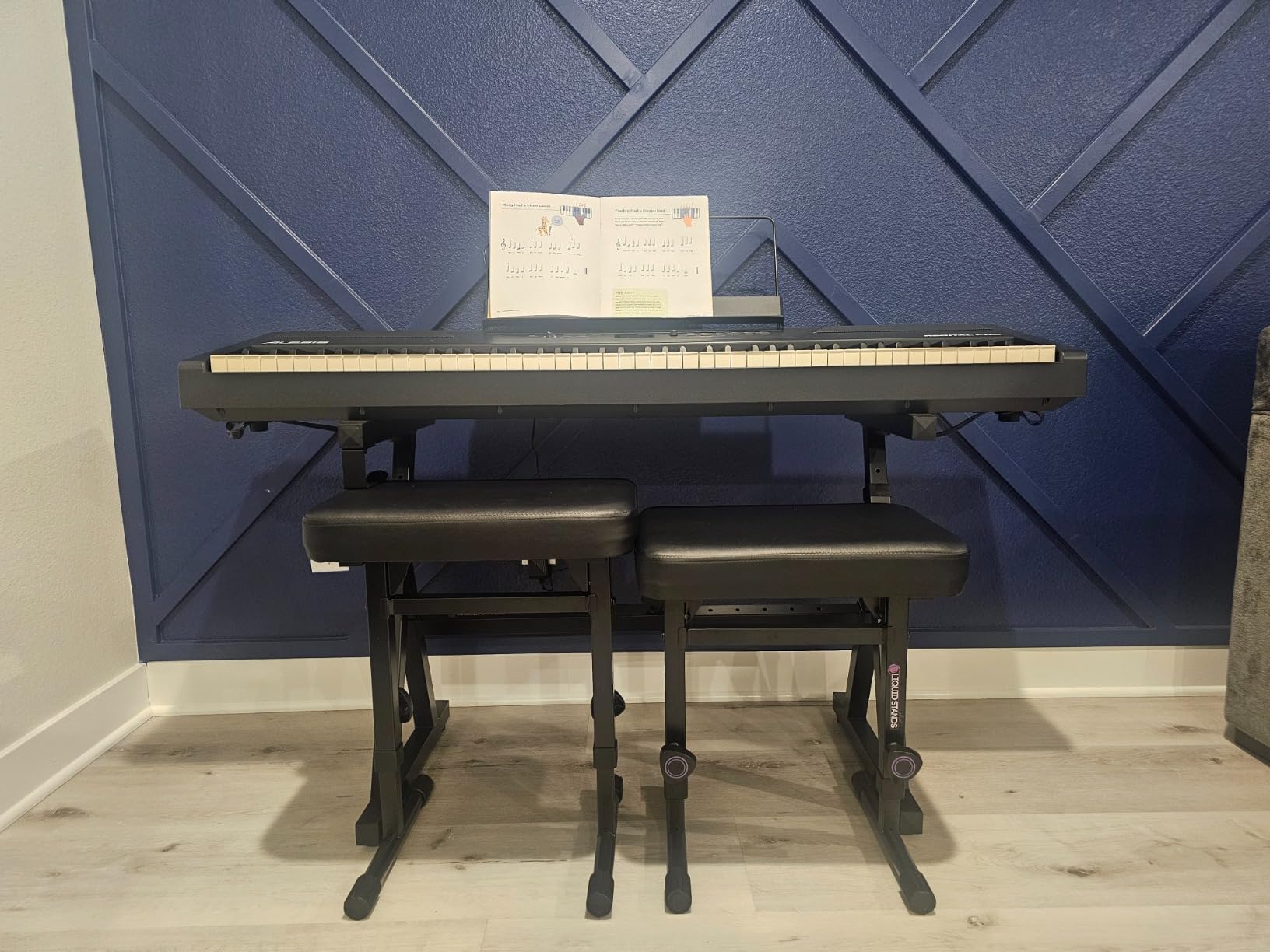 Liquid Stands Piano Bench Adjustable Stool – Music Keyboard Bench Seat for Piano Keyboard Stand with Black Padded Cushion for Musicians Piano Stool Chair (PU Leather) customer photo 1