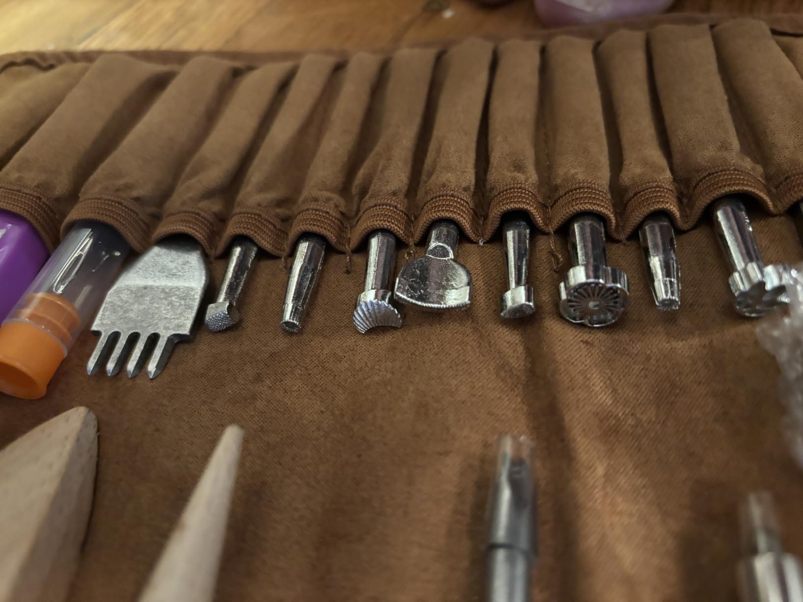 TLKKUE Leather Working Tools Leather Craft Tools for Carving Stamping customer photo 1