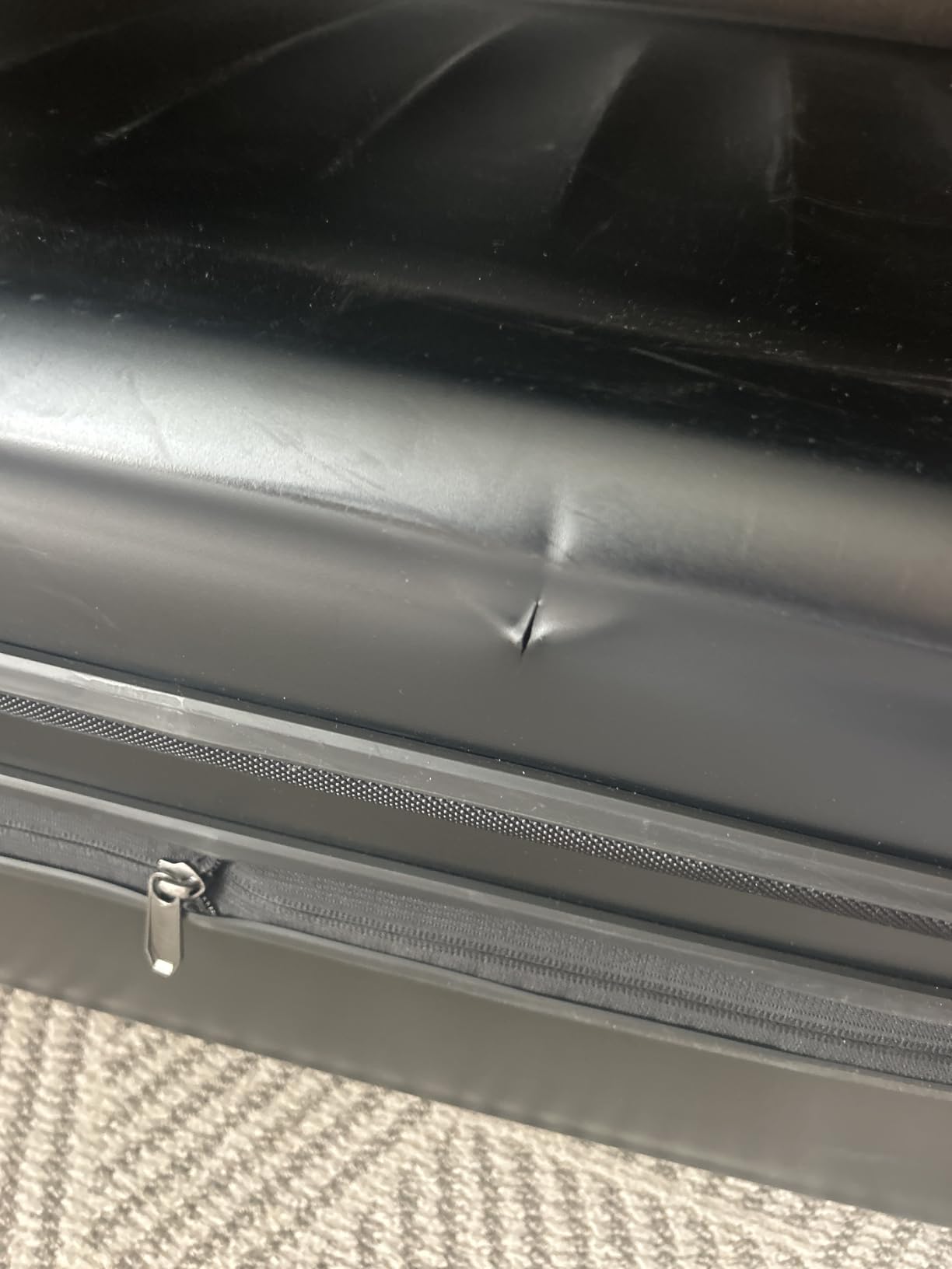 Victorinox Spectra 3.0 Frequent Flyer Plus Carry-On - Modern Hardside Carry-On Luggage - Rolling Suitcase with Spinner Wheels - Holds Travel Accessories - 45 Liters, Red customer photo 1