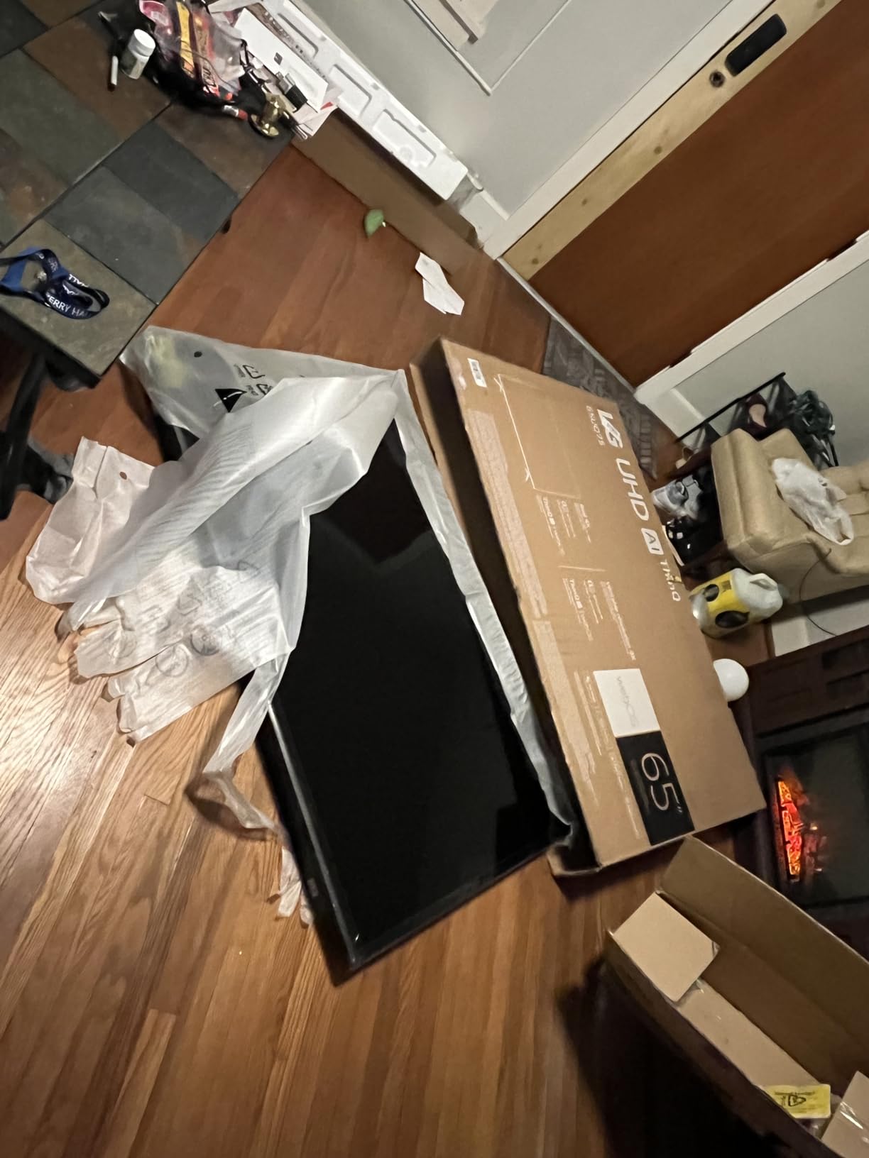 LG 65-Inch Class UQ7570 Series 4K Smart TV, AI-Powered 4K, Cloud Gaming (65UQ7570PUJ, 2022) customer photo 2