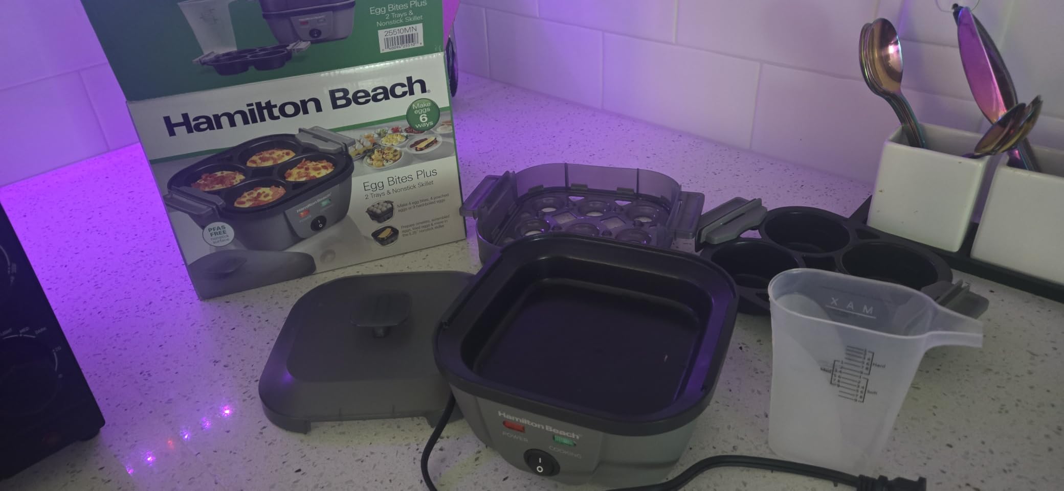Hamilton Beach 6-in-1 Electric Egg Cooker for Hard Boiled Eggs, Sous Vide Style Egg Bite Maker and Poacher, 5.25” Non-Stick Skillet for Omelets, Scrambling & Frying, Grey (25510) customer photo 2