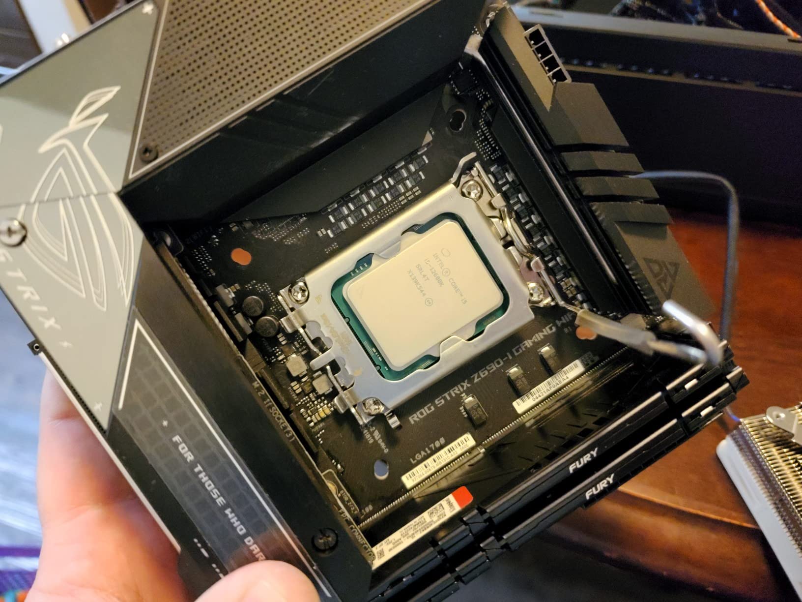 Kingston FURY Beast 16GB (2x8GB) 5200MT/s DDR5 CL40 Desktop Memory | Intel XMP 3.0 | Kit of 2 | KF552C40BBK2-16 customer photo 1