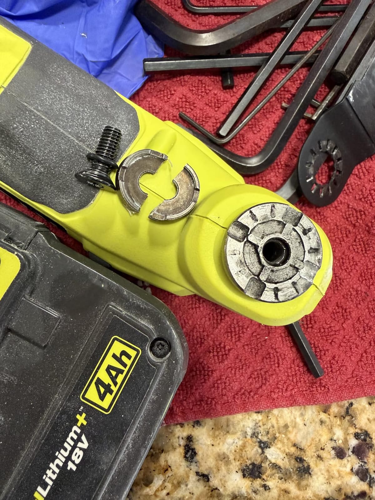 Ryobi ONE+ 18V Cordless Oscillating Multi-Tool (Tool Only) customer photo 2