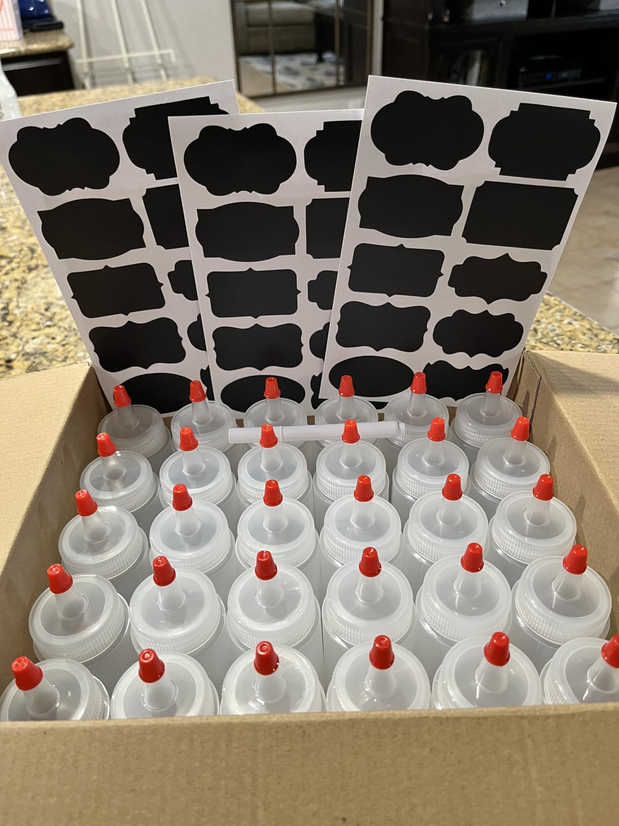 Squeeze Bottle, Shekure 30Pcs 4 Oz Premium Food Grade Plastic Bottles with Squeeze Top Caps Include 2 Labels and 1 Pen for Icing Cookie Decorating Sauces Condiments Arts Crafts BPA Free customer photo 1
