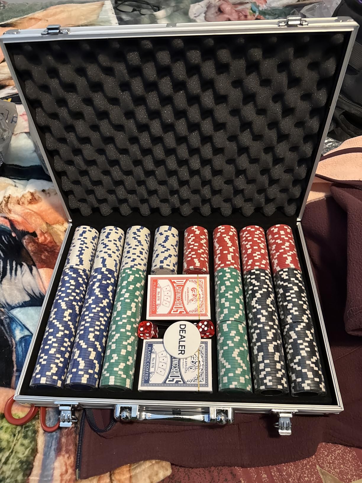Comie Poker Chips,500PCS Poker Chip Set with Aluminum Travel Case,11.5 Gram Poker Set for Texas Holdem Blackjack Gambling customer photo 1
