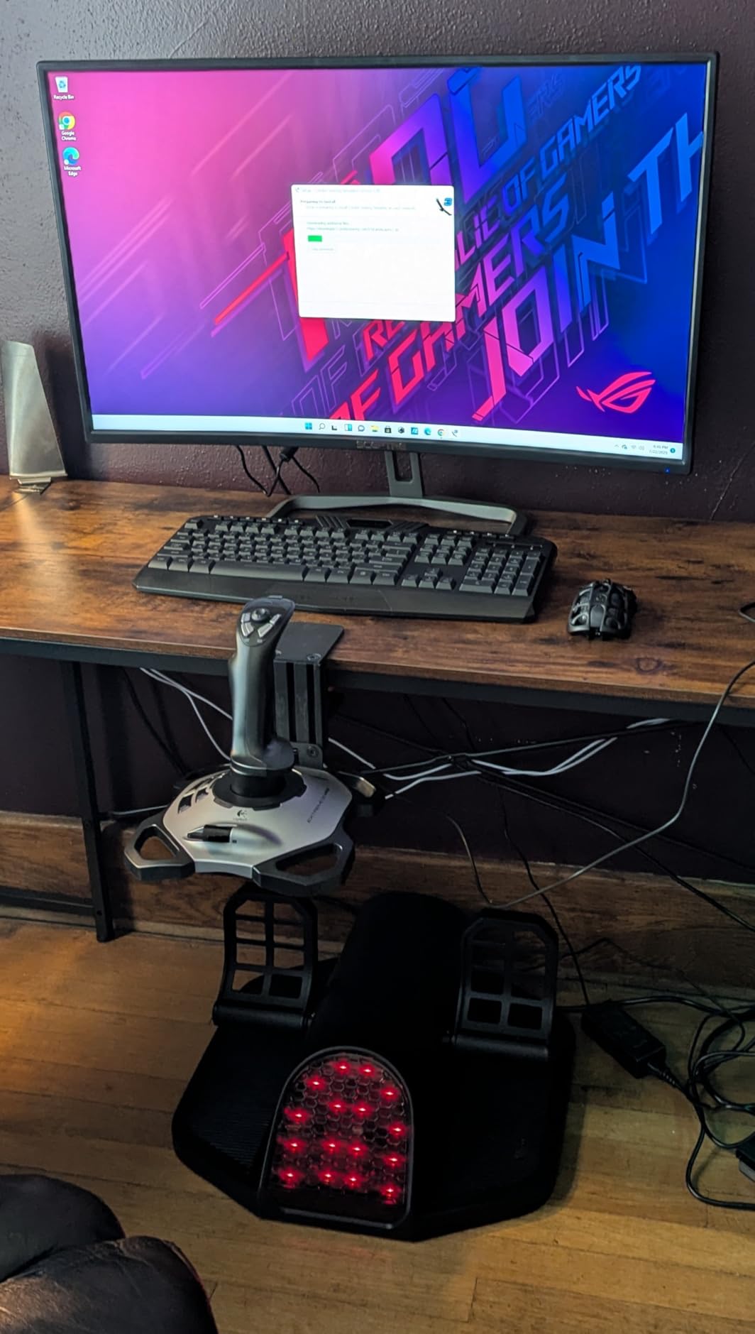 Honeycomb Aeronautical Charlie Rudder Pedals - PC- Realistic and Immersive Flight Experience - Left and Right Toe Brake Axis - Adjustable Feet Angles customer photo 1