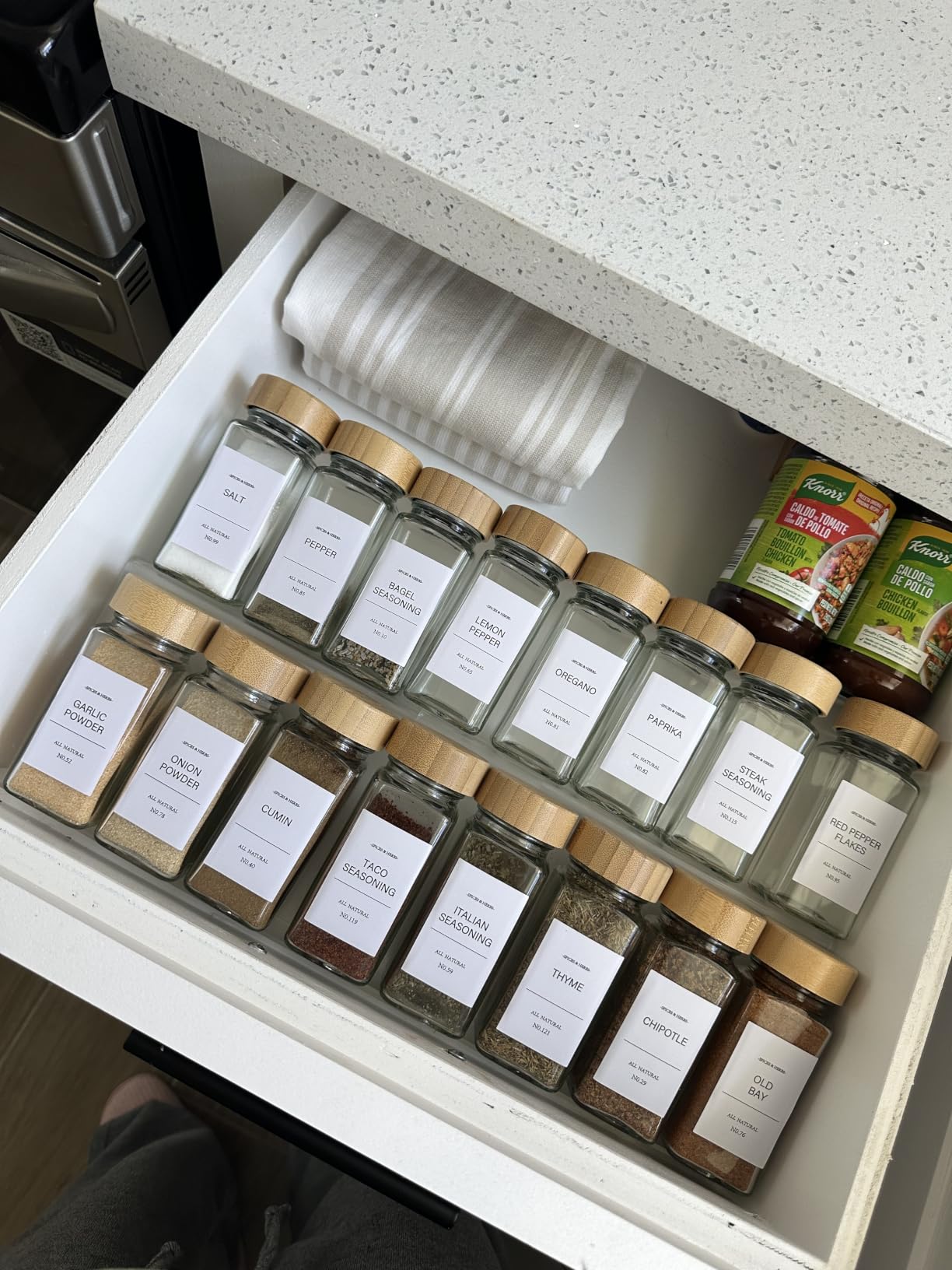 DIMBRAH Spice Jars with Label 24Pcs,Seasoning Containers,Glass Spice Jars with Bamboo Lids,Kitchen Essentials,Spices Container Set,Kitchen Set,Seasoning Organizer,A total of 96 oz customer photo 1