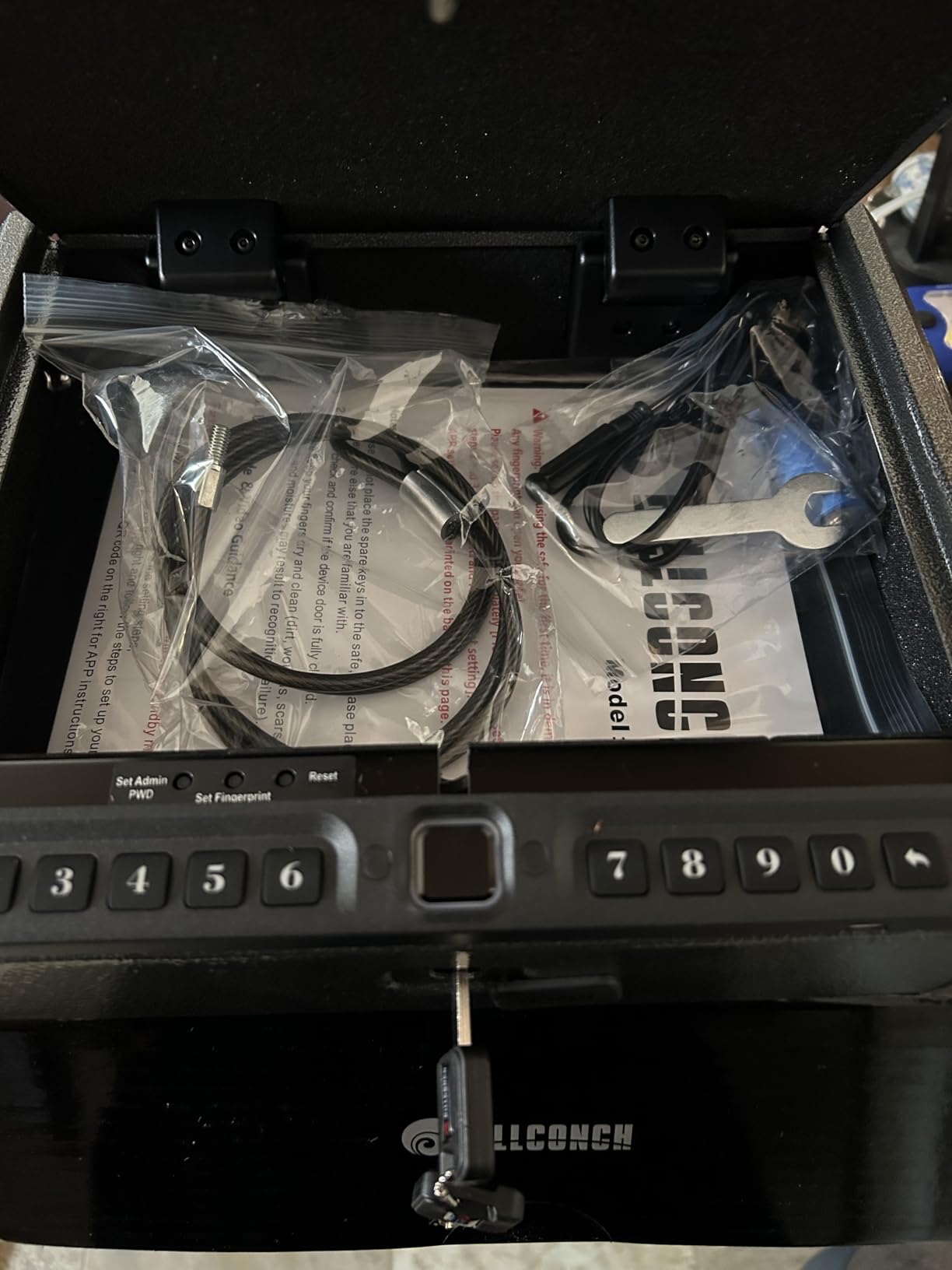 BILLCONCH Gun Safe for Handgun with Fingerprint, App, 0–9 Numeric Keypad customer photo 2
