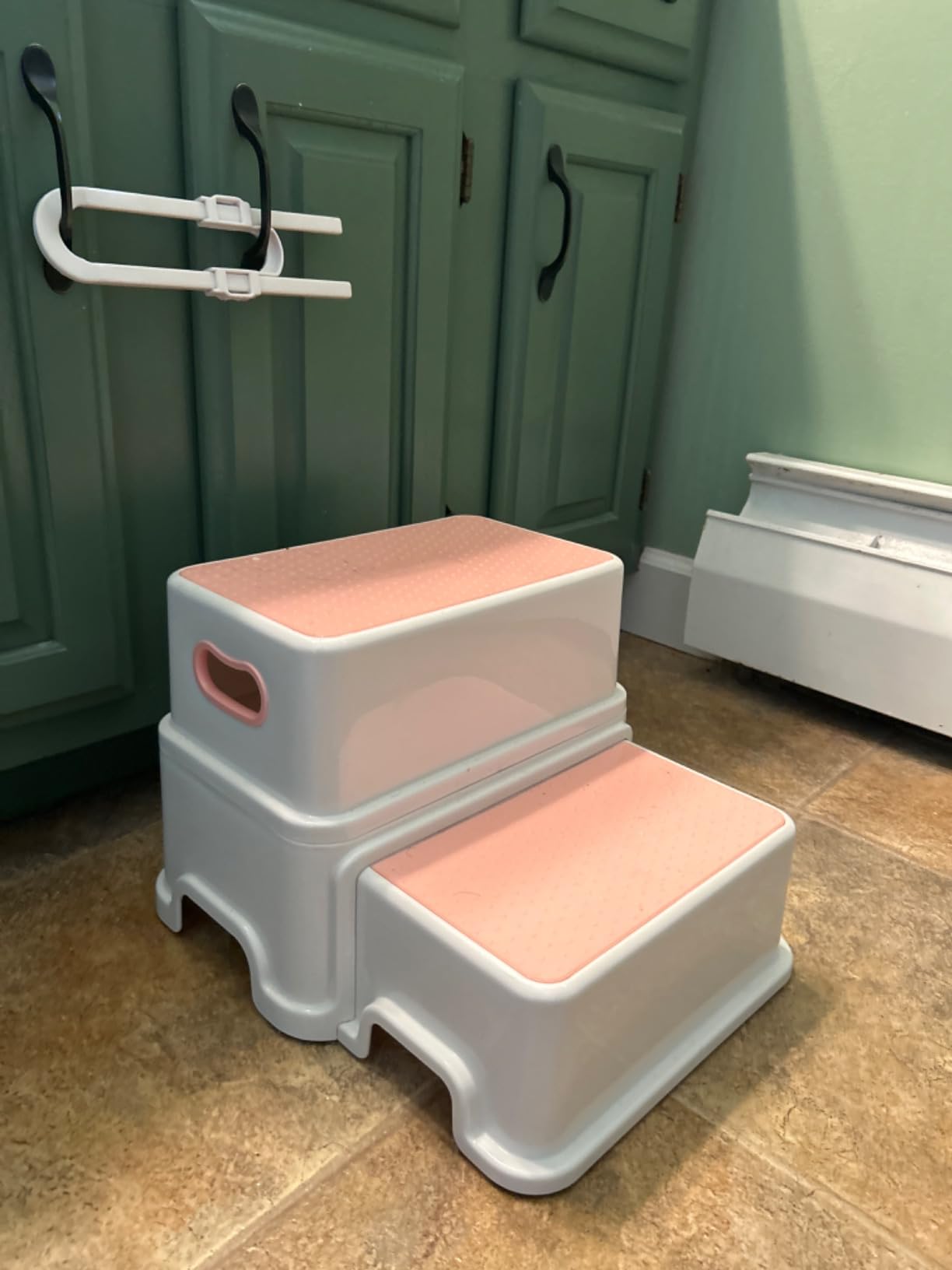 Victostar 2 Step Stool for Kids, Anti-Slip Sturdy Toddler Two Step Stool for Toilet Potty Training, Bathroom,Kitchen (Pink) customer photo 1