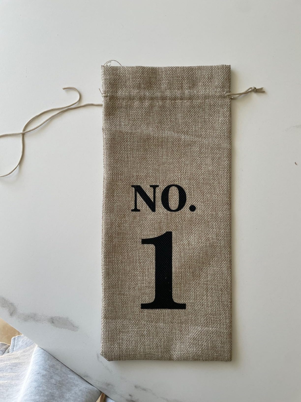 Hoolerry 36 Pcs Wine Tasting Party Supplies Blind Burlap Wine Gift Bags with Tasting Notes Placemats Numbered Bottle Bags with Drawstring and Number Stickers for Party Decoration customer photo 2