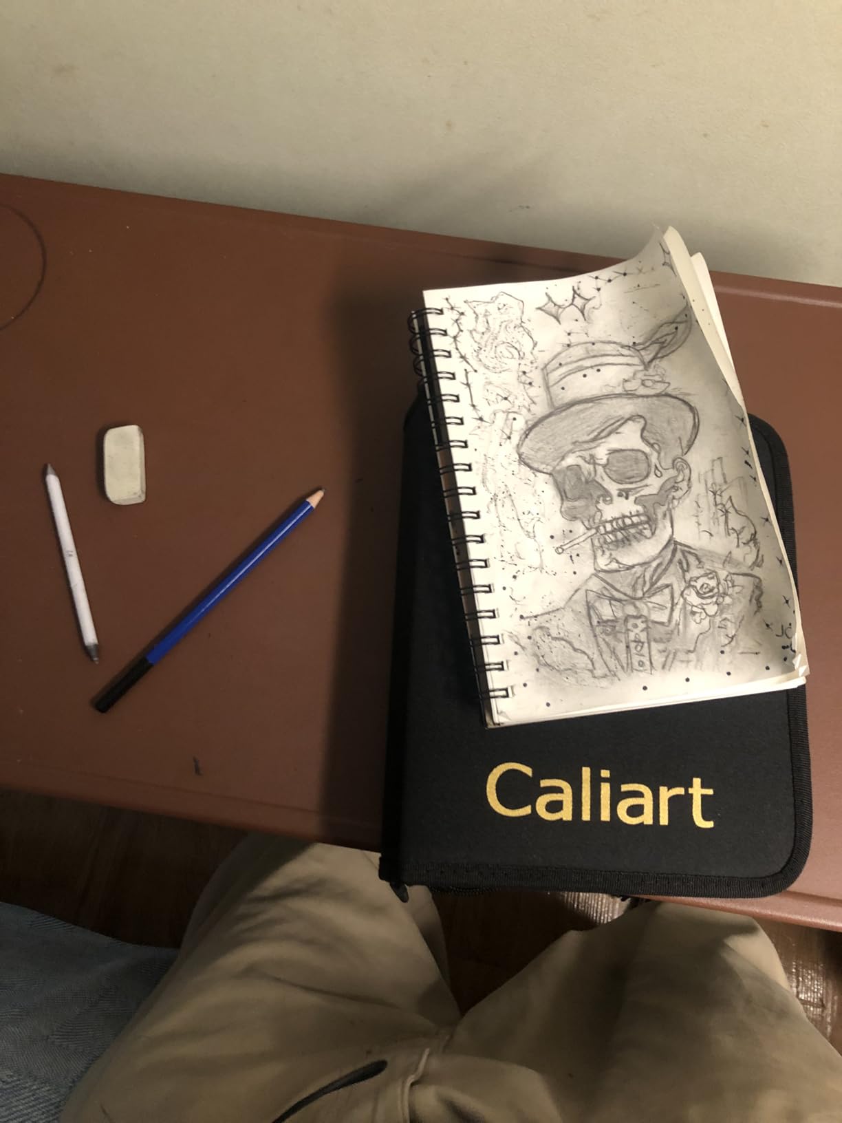 Caliart 176PCS Art Supplies Sketching Kit, 100 Sheets 3-Color Sketch Book customer photo 1
