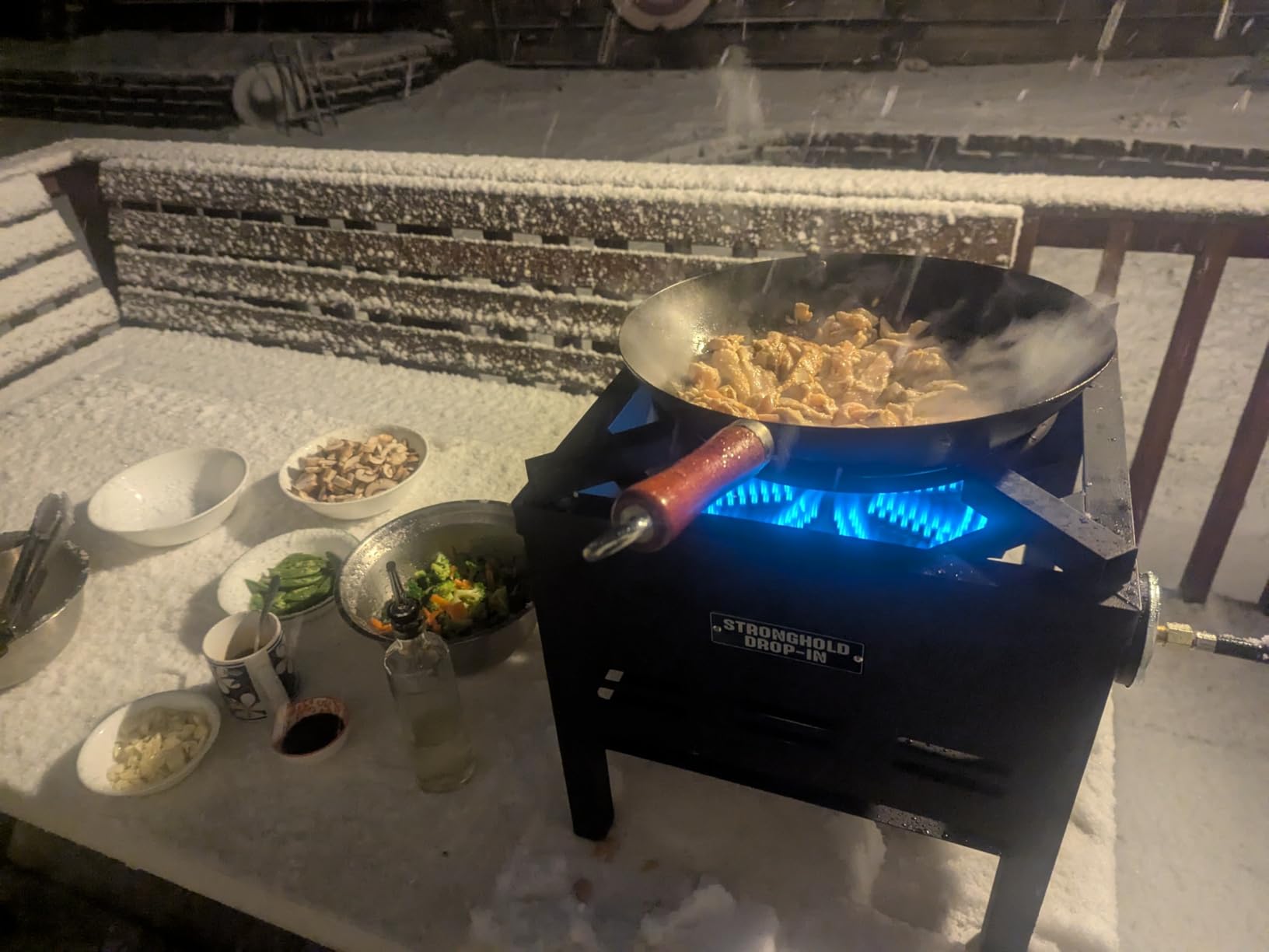 Concord Professional Single Banjo Wok Burner with Stand. Drop In Wok Edition. Up to 270,000 BTU. Great for Home Brewing, Wok Stir Fry, Turkey, Etc. (16