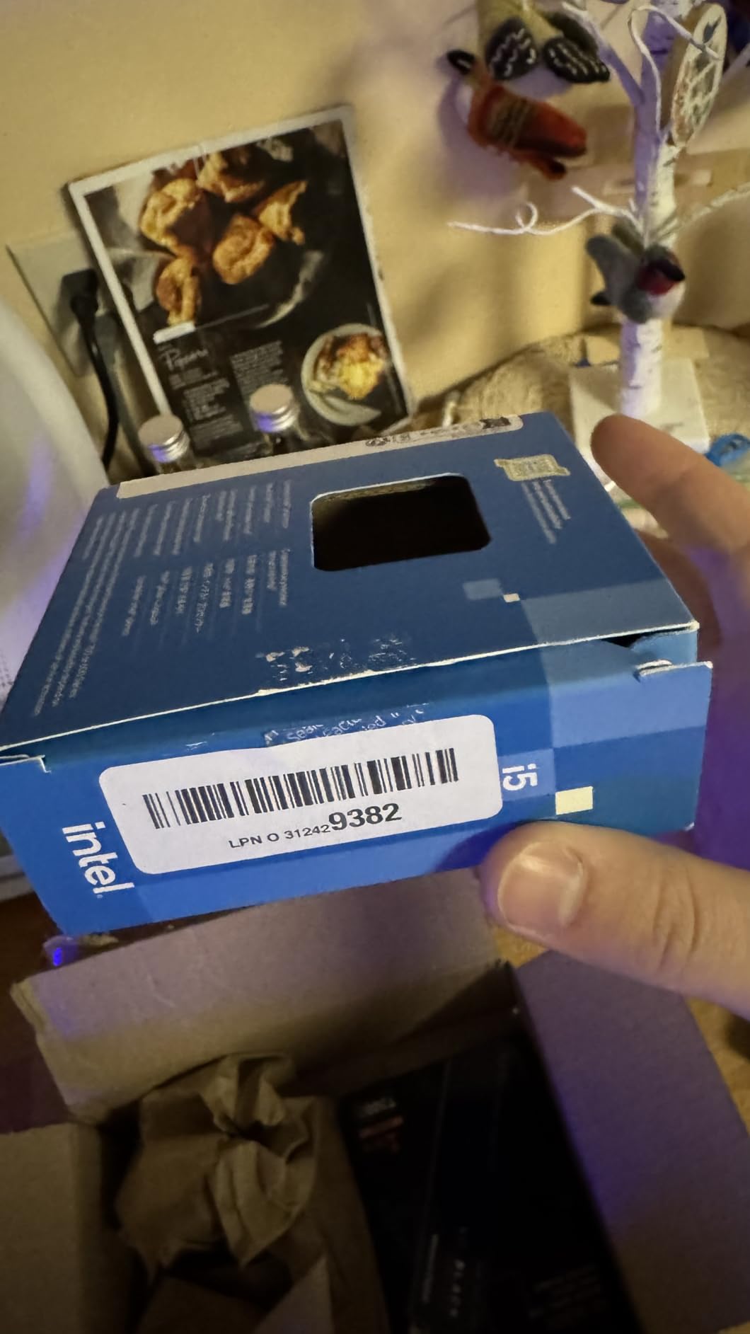 Intel Core i5-13600K Desktop Processor 14 cores (6 P-cores + 8 E-cores) 24M Cache, up to 5.1 GHz customer photo 1