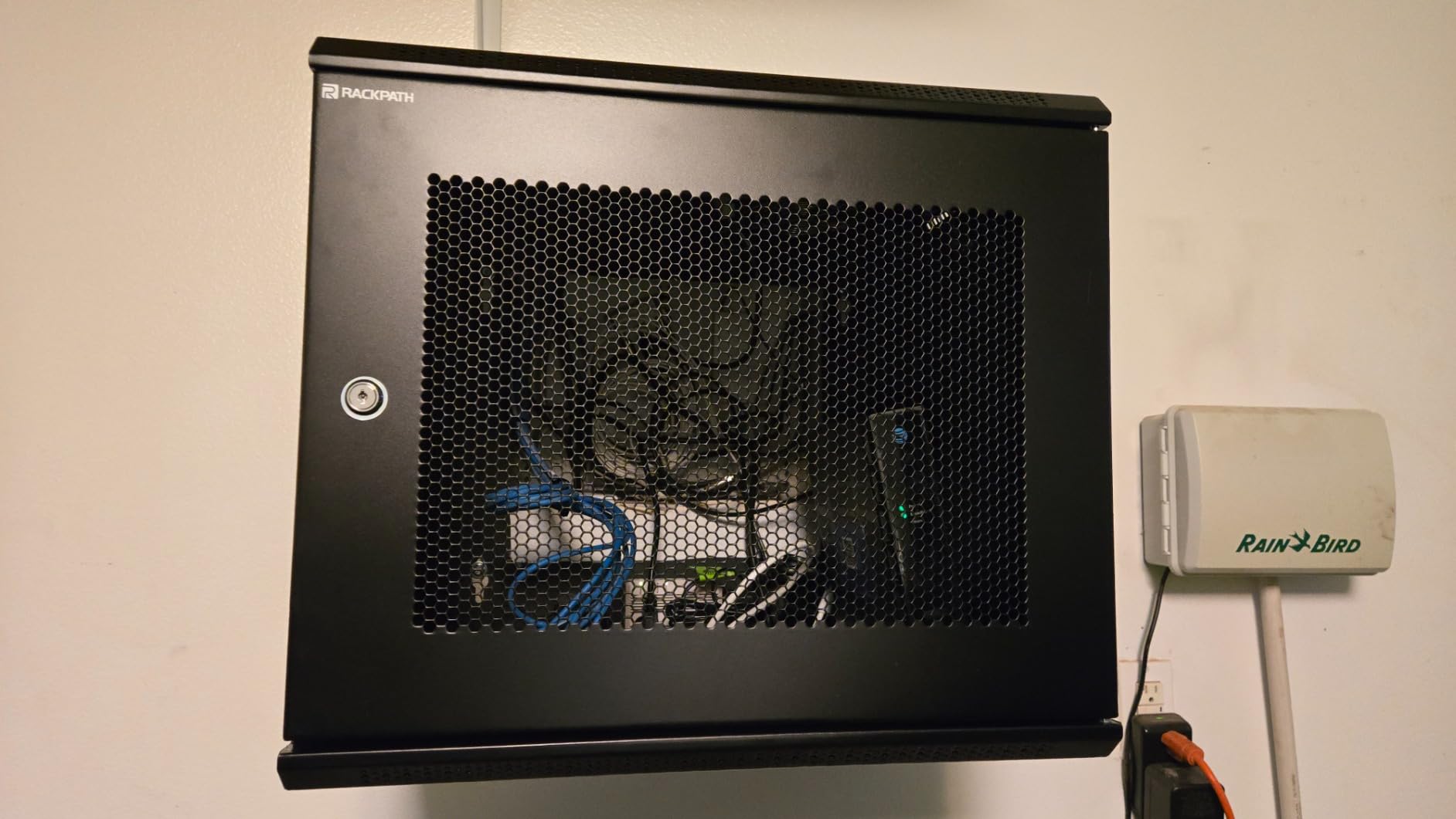 RackPath 12U Wall Mount Server Cabinet Network Rack Enclosure, Quiet Cooling Fan, Perforated Door, Black customer photo 1