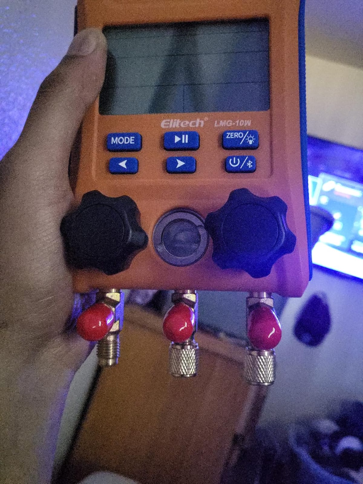 Elitech LMG-10W Wireless HVAC Manifold with Data Logging customer photo 2