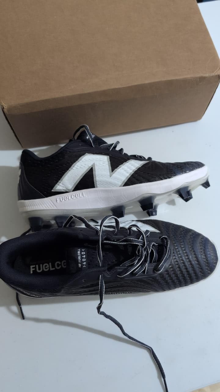 New Balance Men's FuelCell 4040 V7 Molded Baseball Cleats customer photo 2