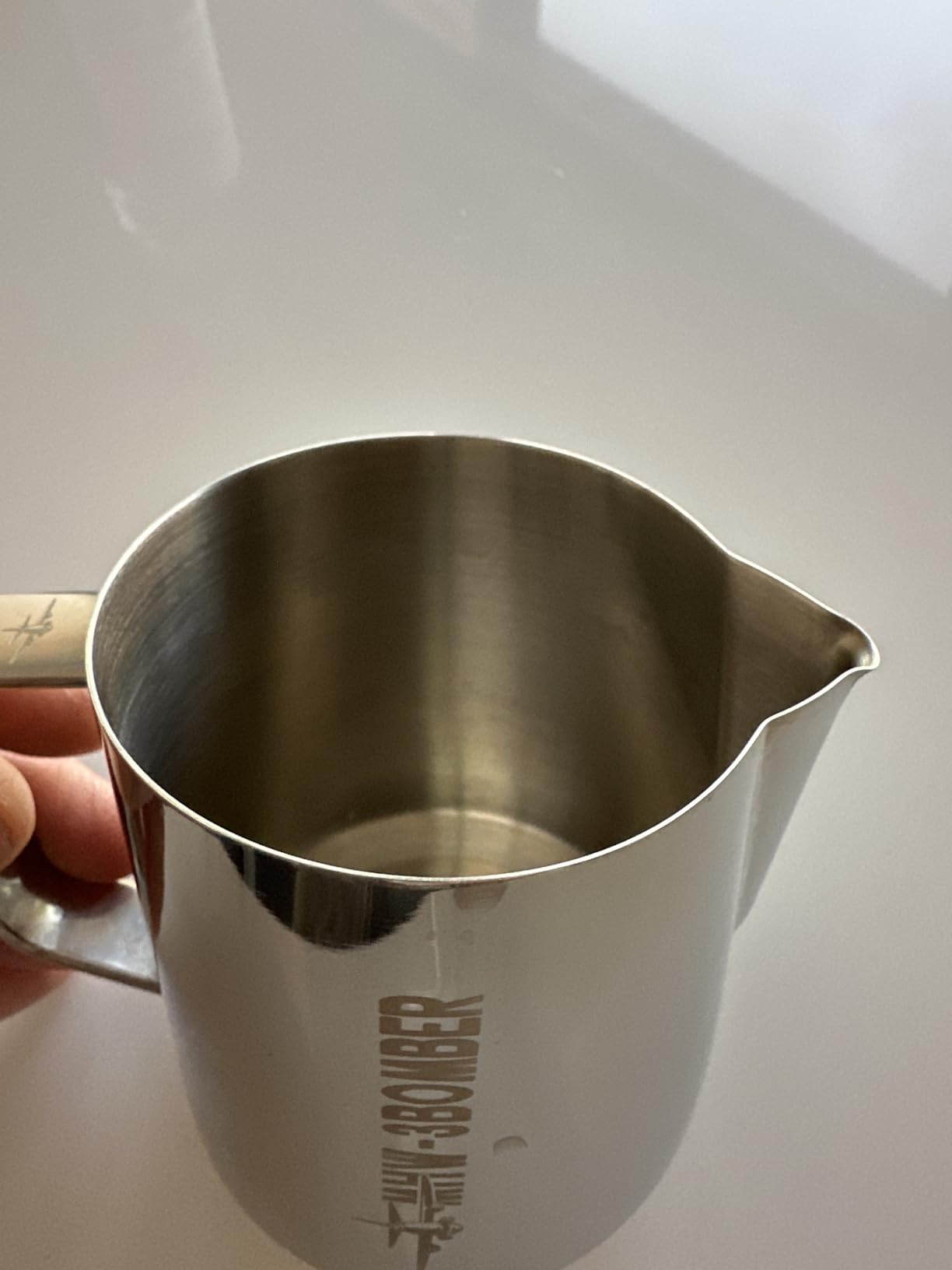 MHW-3BOMBER 16.9oz Milk Frothing Pitcher, World Champion Endorsed Espresso Steaming Pitcher with Crocodile-Shaped Precision Spout, Stainless Steel Latte Art Milk Jug for Baristas, 5.0 Glossy, P5002S customer photo 2