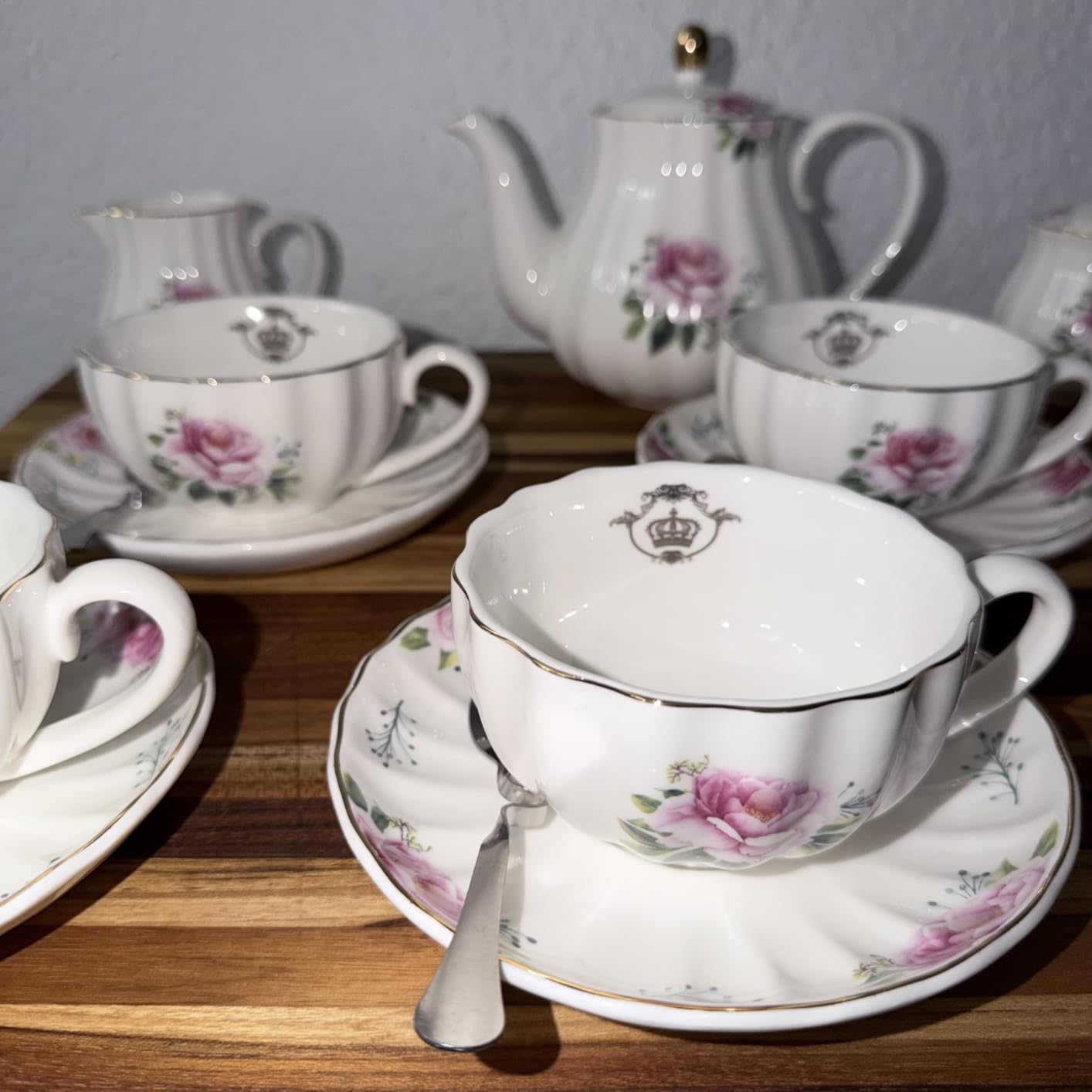 Porcelain Tea Sets British Royal Series, 8 OZ Cups & Saucer Service for 6, with Teapot Sugar Bowl Cream Pitcher Teaspoons and Tea Strainer, Suitable for High Tea, Wedding, Party(Rose Flower) customer photo 1