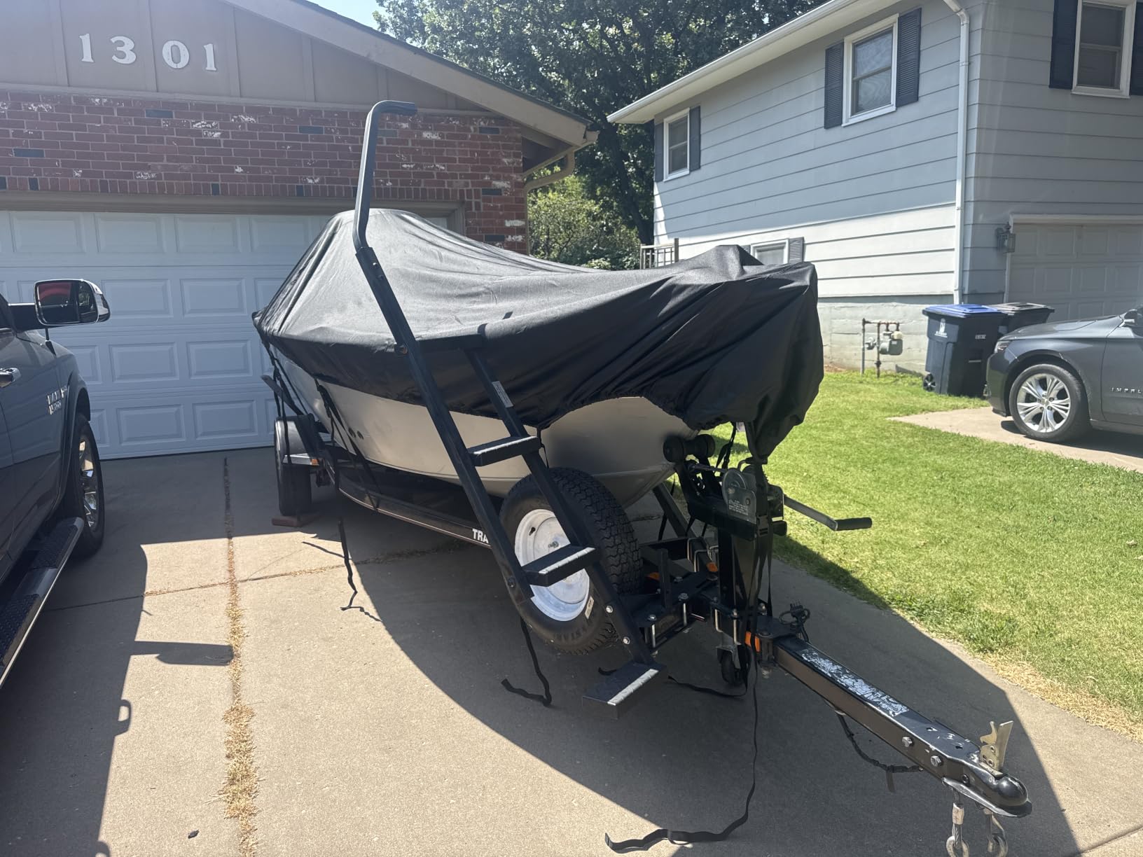 Boat Cover 16-18.5 ft, 1200D Waterproof V-Hull, Black customer photo 2
