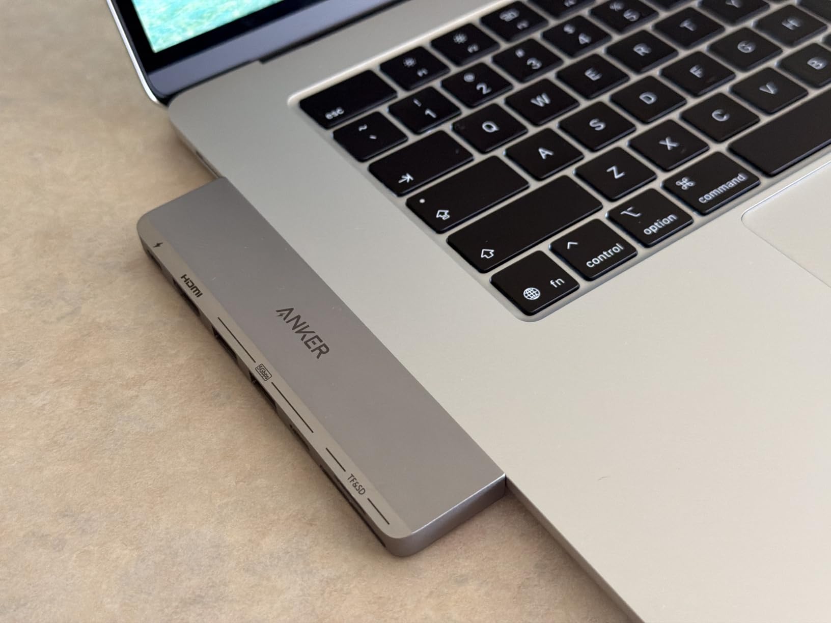 Anker USB-C Hub for MacBook, 7-in-2 Mac Dock with 4K@60Hz HDMI customer photo 1