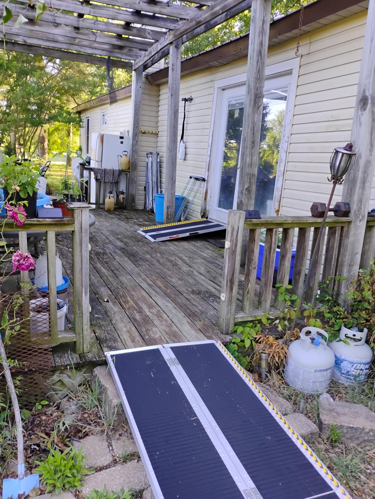 VNN Portable Wheelchair Ramp 6FT, Seamless Non-Slip Aluminum Ramps for Wheelchairs for Home, Handicap Wheelchair Ramps for Home Steps, Aluminum Loading Dock Plates, Doorways customer photo 2