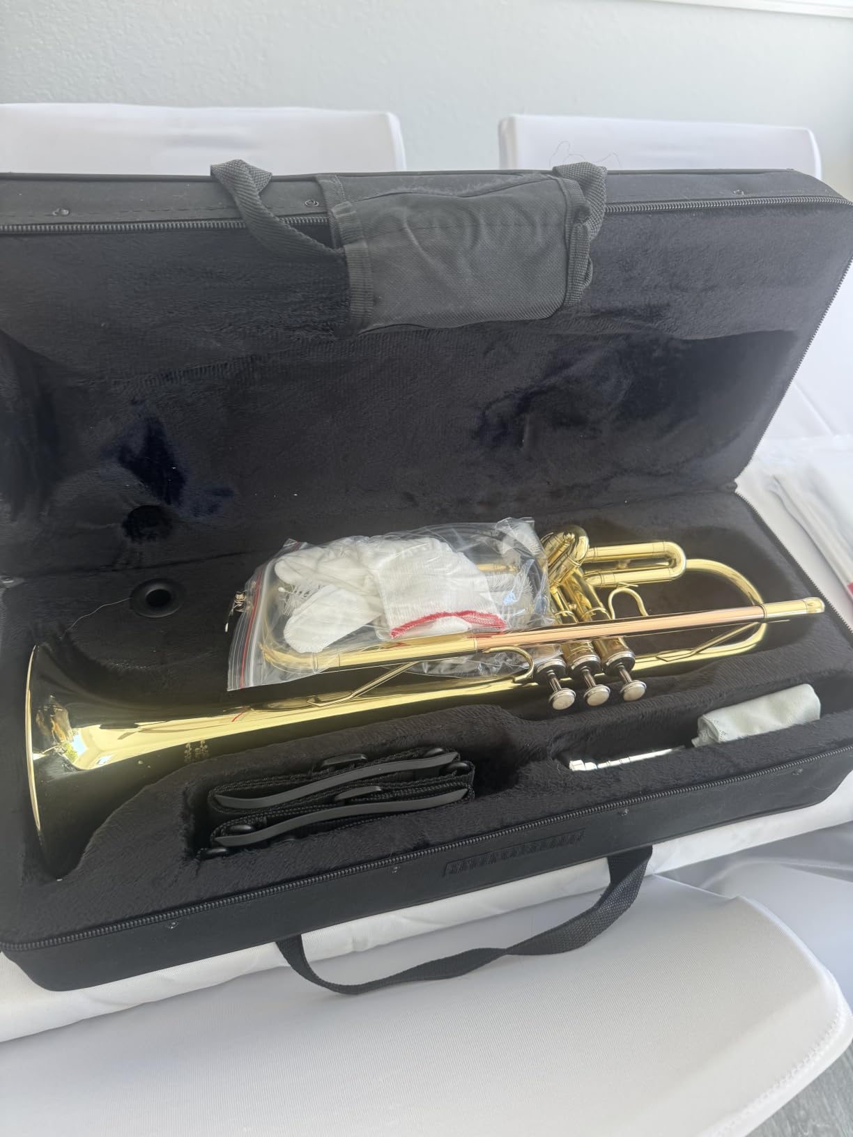 Glory Bb Trumpet, Brass Trumpet for Beginner & Student, Standard B Flat Trumpet with Carrying Case & Gloves, Gold customer photo 1