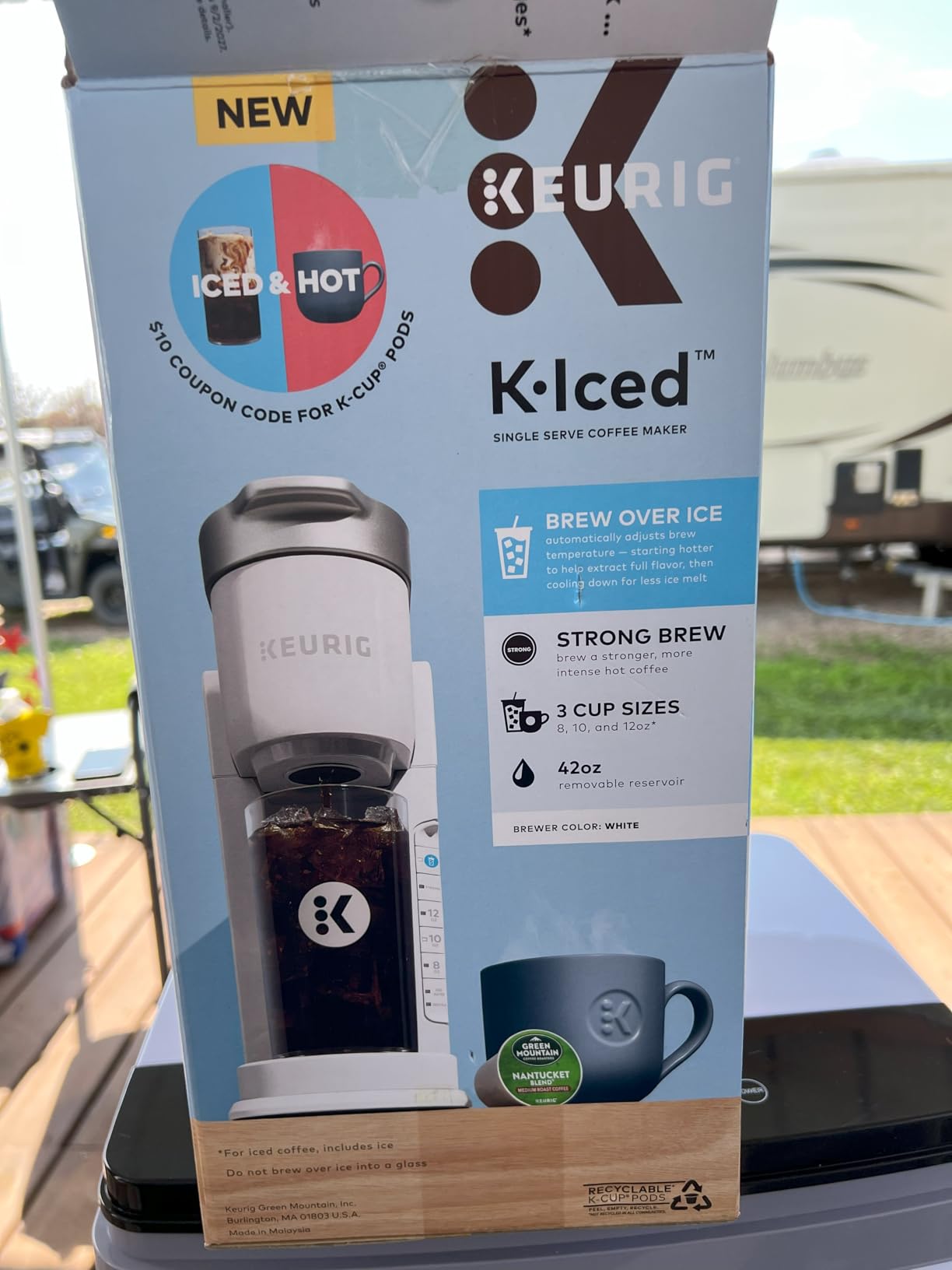 Keurig K-Iced Coffee Maker, Single Serve K-Cup Pod Iced Coffee Maker, With Hot and Cold Coffee Capabilities, Brews Any K-Cup Pod, White customer photo 1