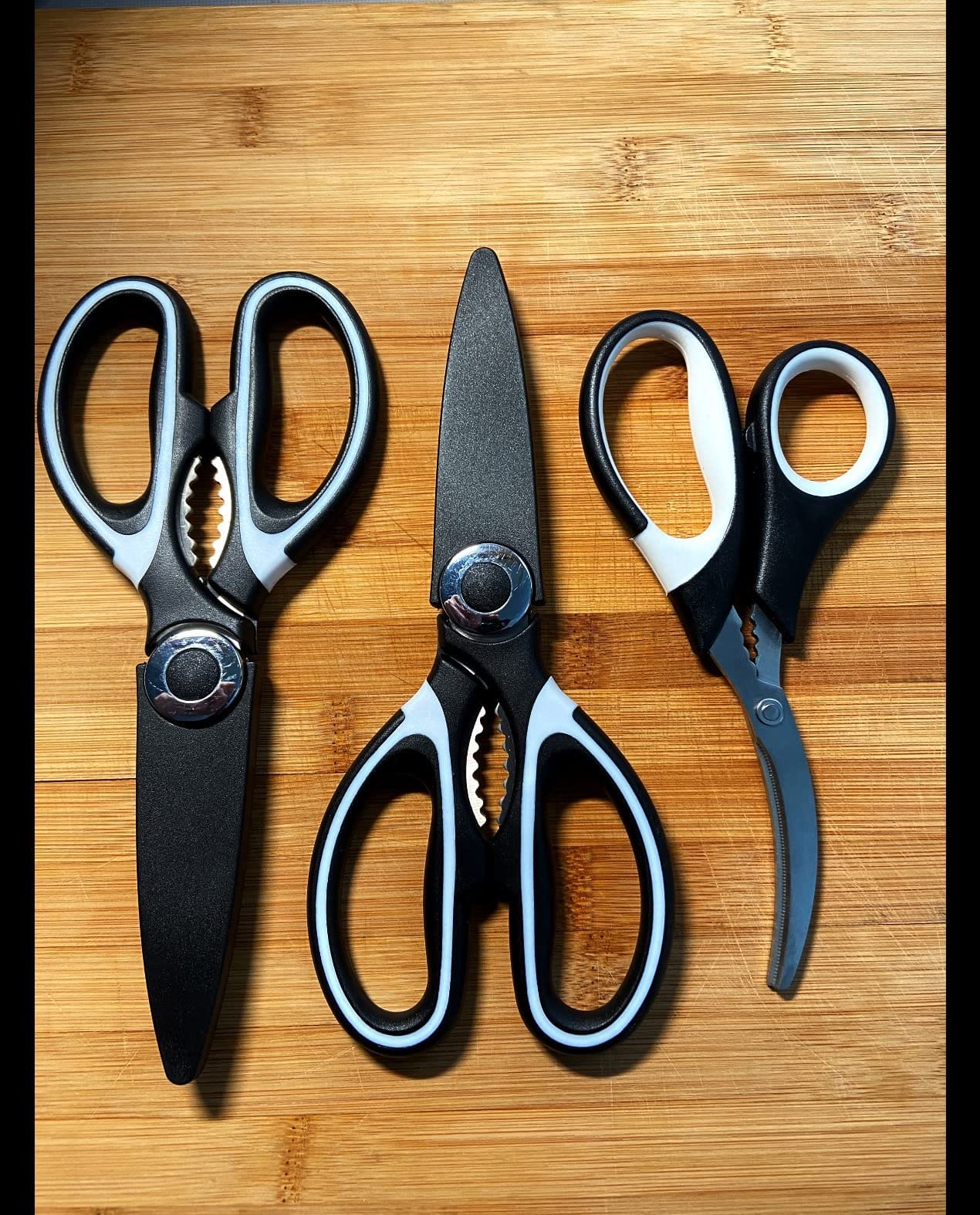 OMDAR 3 Pack Kitchen Scissors & Seafood Scissors Set, Sharp Kitchen Shears customer photo 1