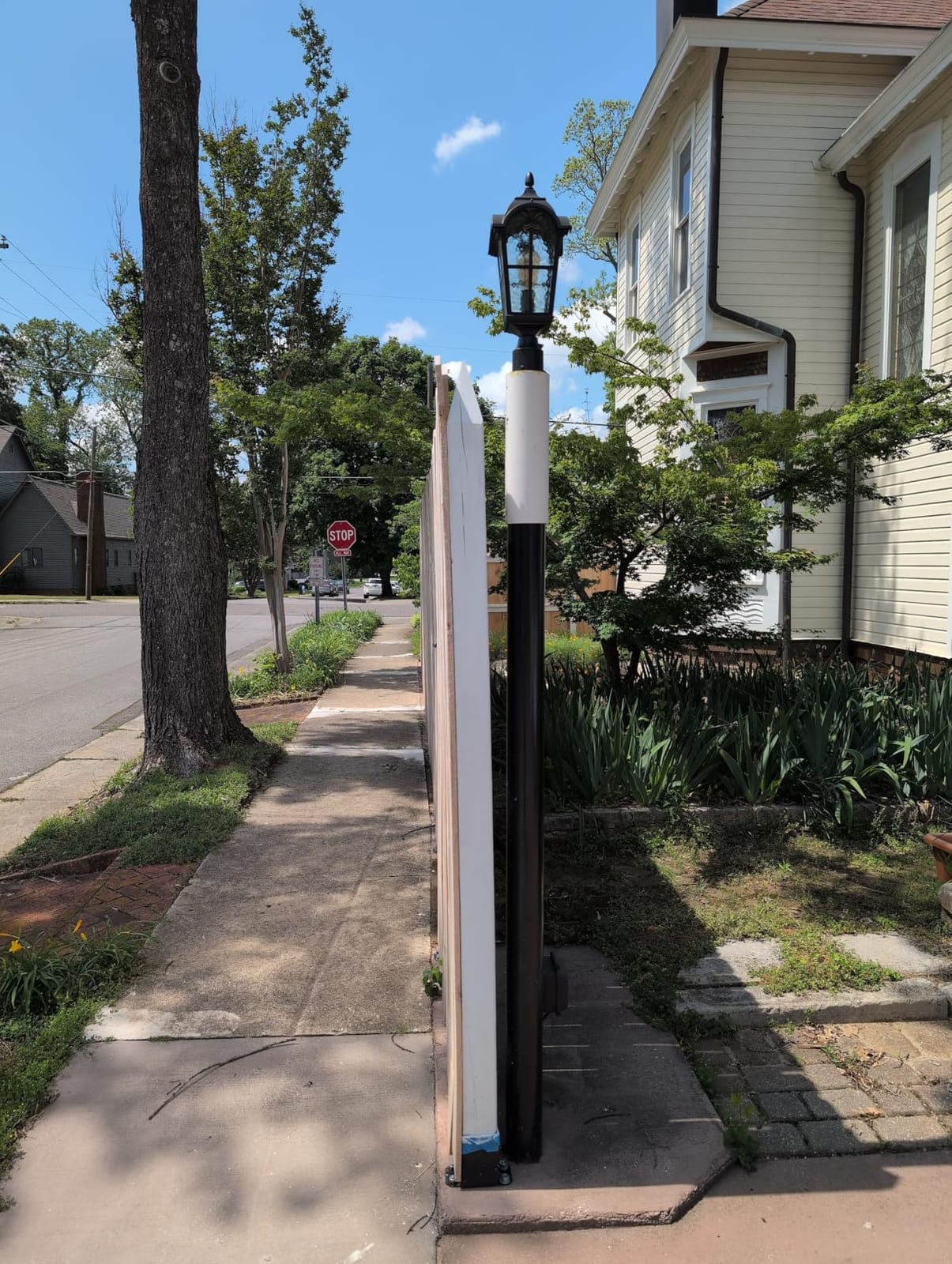 EDISHINE Large Size Dusk to Dawn Outdoor Post Light, 21.9'' H 120V Pole Light Fixture with Pier Mount Base, Waterproof Exterior Lamp Post Lantern Head for Yard, Driveway, Fence, Black, Hardwired customer photo 1
