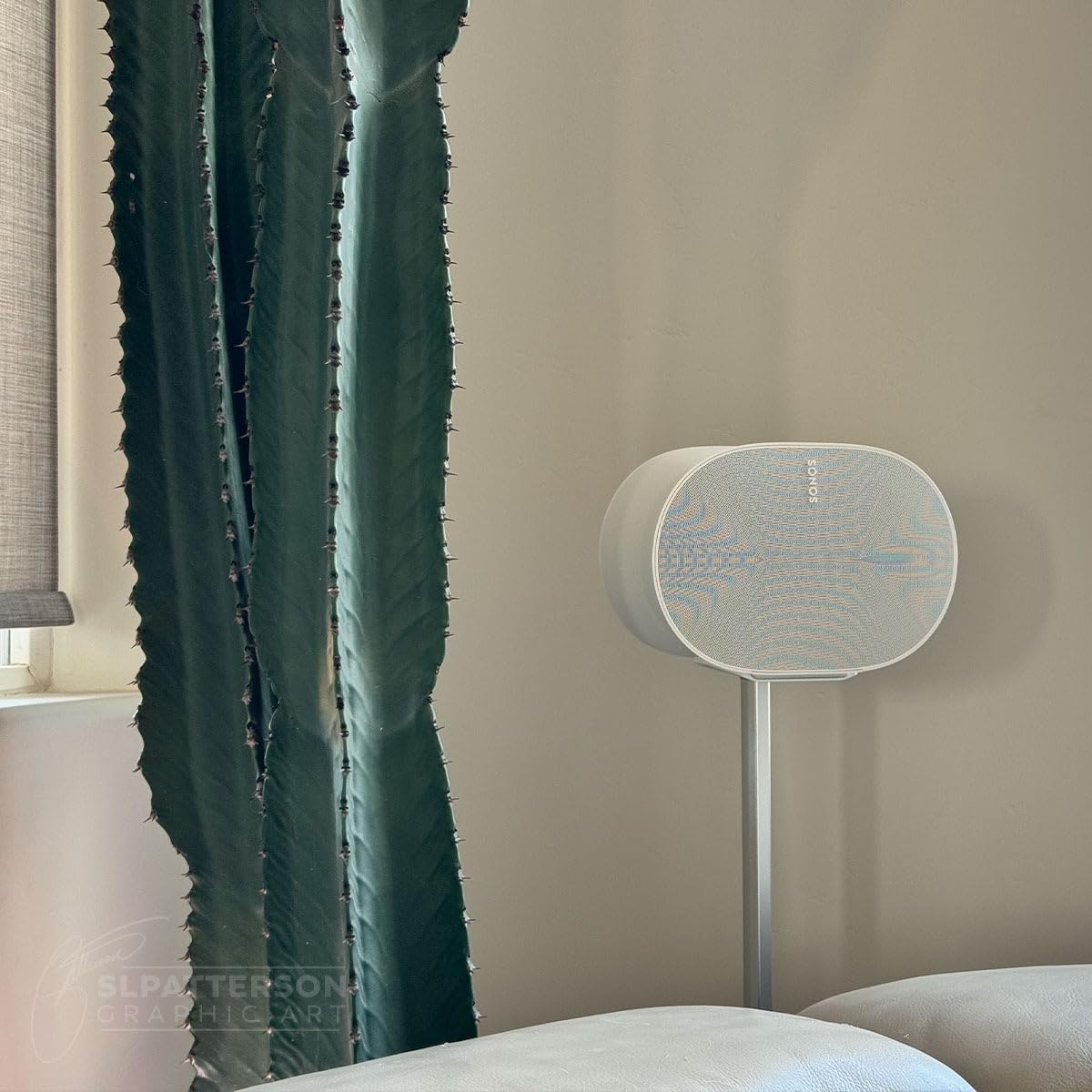 Sonos Era 300 Wireless Smart Speaker with Dolby Atmos - Black customer photo 1