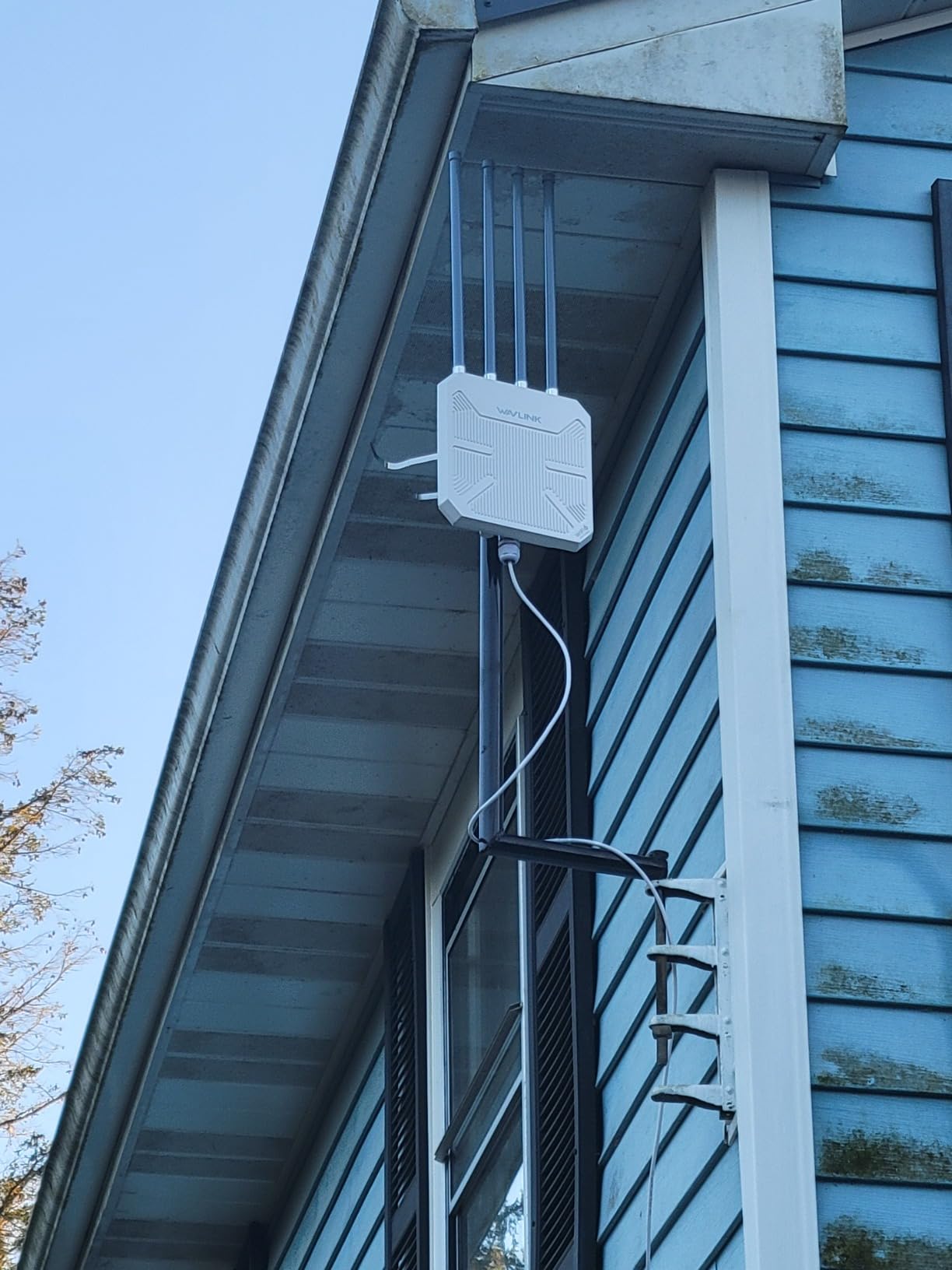 2026 WAVLINK AX1800 Outdoor WiFi 6 Extender Long Range, IP67 Weatherproof | Outdoor Access Point/Repeater with PoE, 4x8dBi Antennas, Work with Starlink, Up to 256 Devices for Farm, Yard, RV, Garage customer photo 2