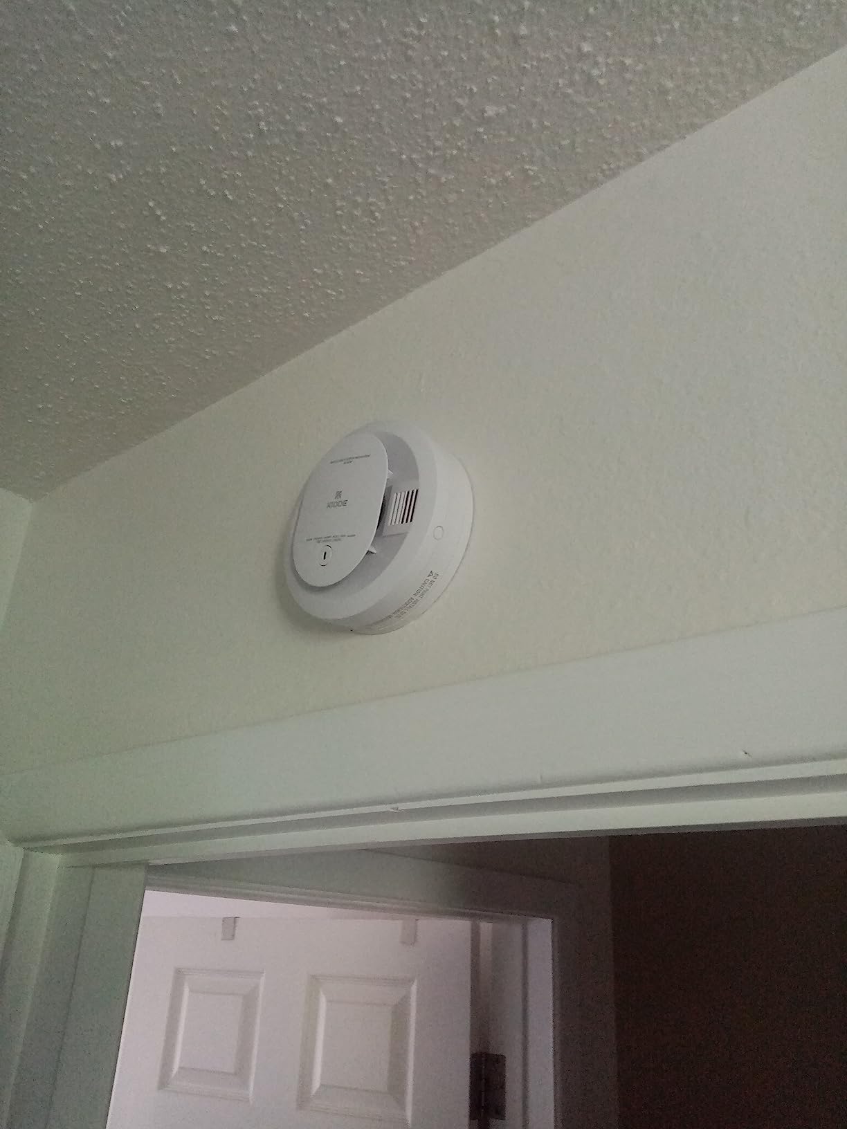 Kidde Smoke & Carbon Monoxide Detector, AA Battery Powered, LED Warning Light Indicators, 1 Pack customer photo 2