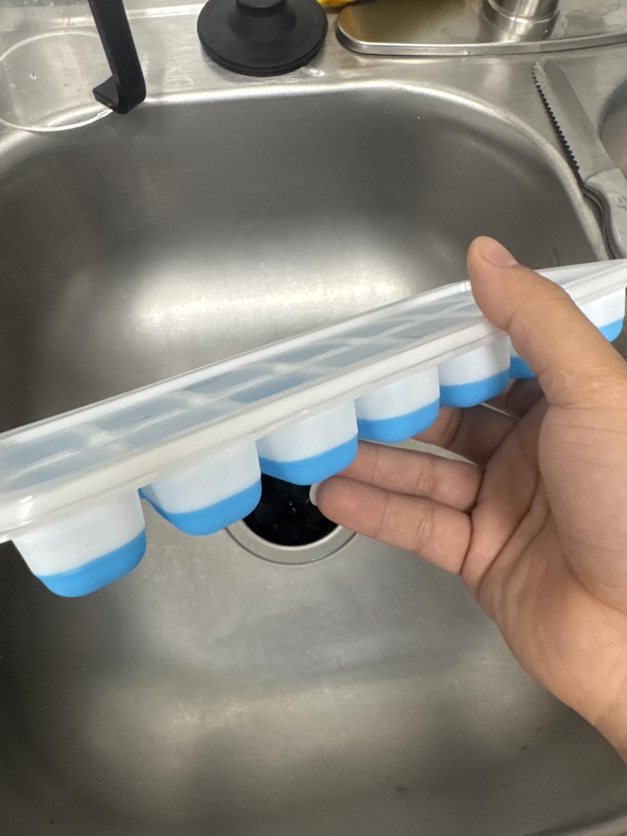 ChefAide 4 Pack Ice Cube Tray, Silicone Ice Cube Trays for Freezer with Lid customer photo 1