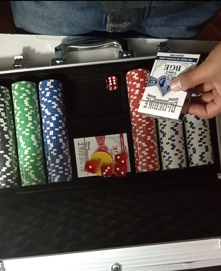 HEITOK 500pc Poker Chip Set 11.5g Iron Core Numbered Aluminum Case customer photo 1