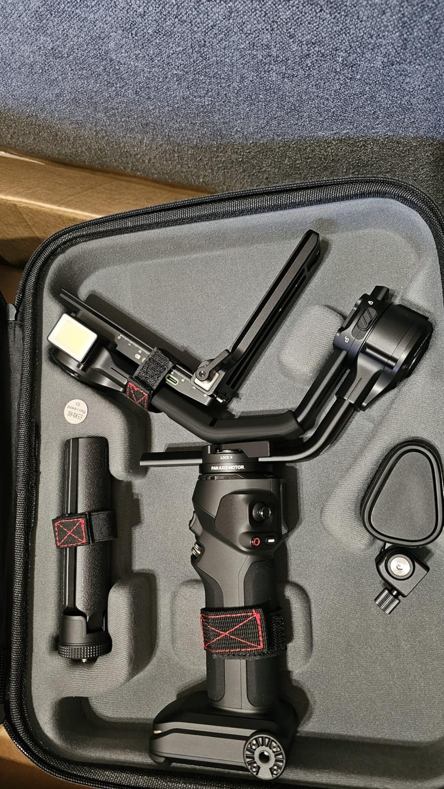 ZHIYUN Crane 4, 3-Axis Gimbal Stabilizer for DSLR and Mirrorless Camera, Nikon Sony Panasonic Canon Fujifilm BMPCC 6K, Fill Light, PD Fast Charge | for Nikon Sony Panasonic Canon Fujifilm BMPCC 6K, Fill Light, PD Fast Charge customer photo 2
