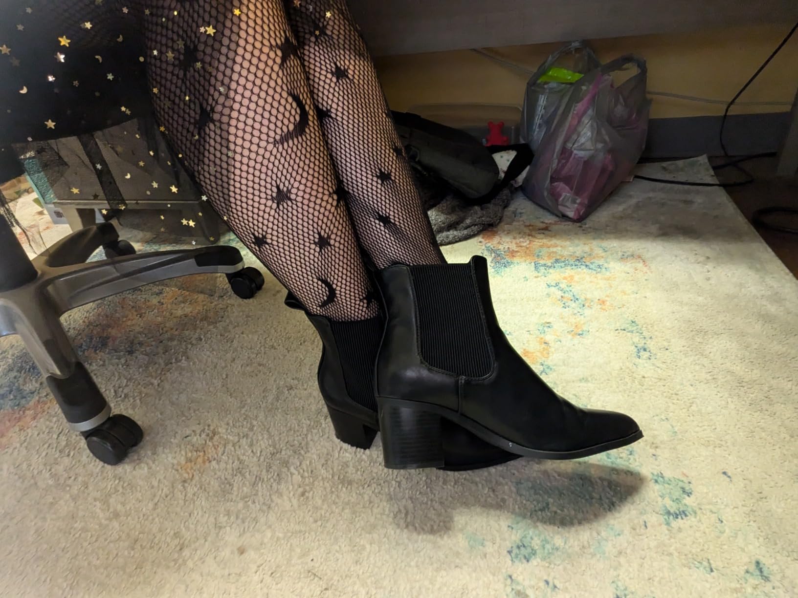 DREAM PAIRS Women's Heeled Ankle Chelsea Boots customer photo 2
