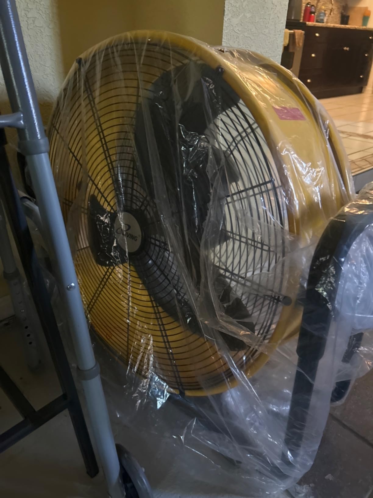 iLIVING 20 Inches 5703 CFM Heavy Duty High Velocity Barrel Floor Drum Fan With DC Brushless Motor, Stepless Speed Adjustment for Workshop, Garage, Commercial or Industrial, UL Safety Listed customer photo 1
